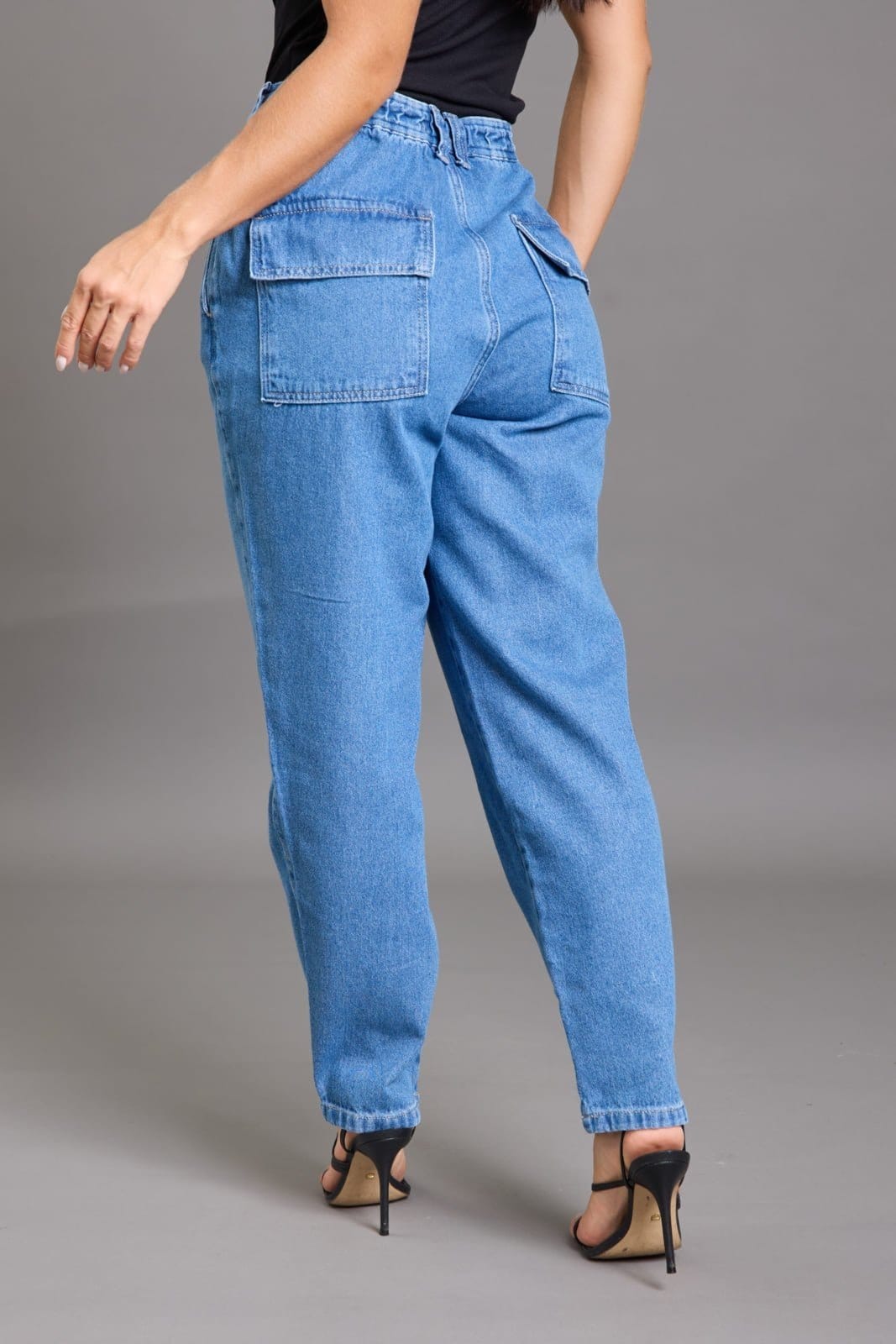 Vista 2 Calça Jeans Mom Cintura Alta com Elástico no Cós Lemier Collection LEMIER azul