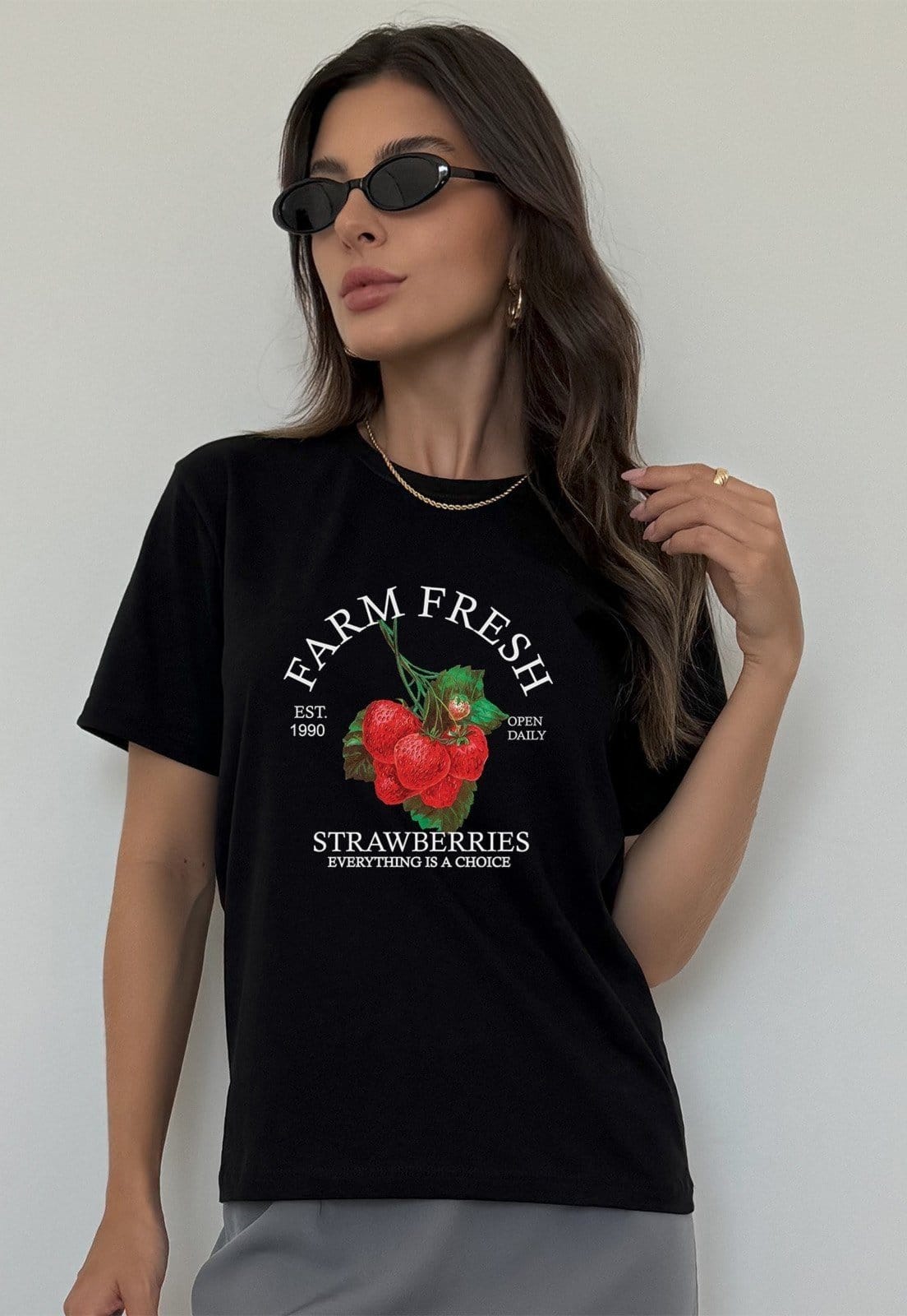 Camiseta Cianitas Preta Morango Farm Fresch