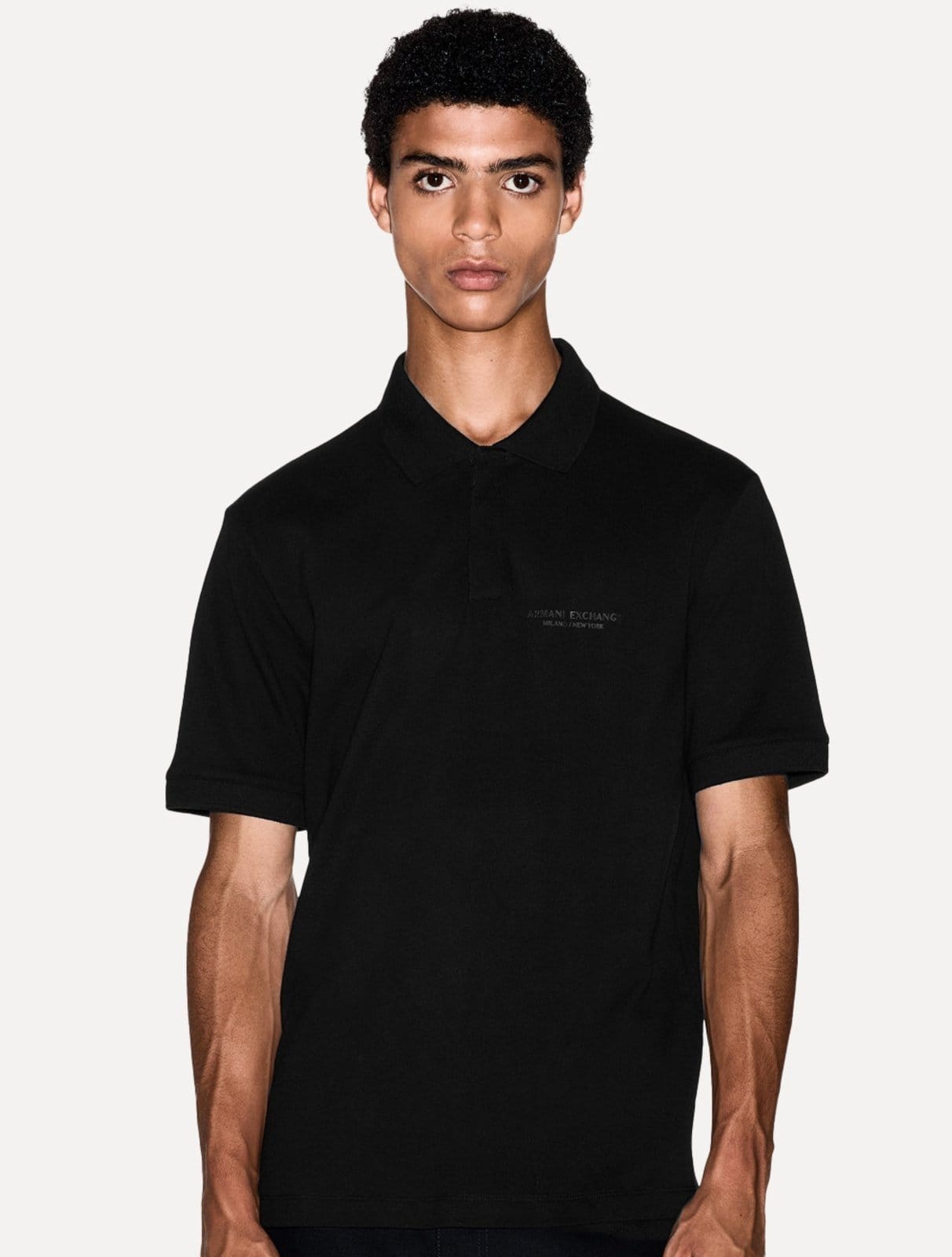 Vista principal Polo Armani Exchange Regular Fit Light Logo Milano Preta Armani Exchange preto