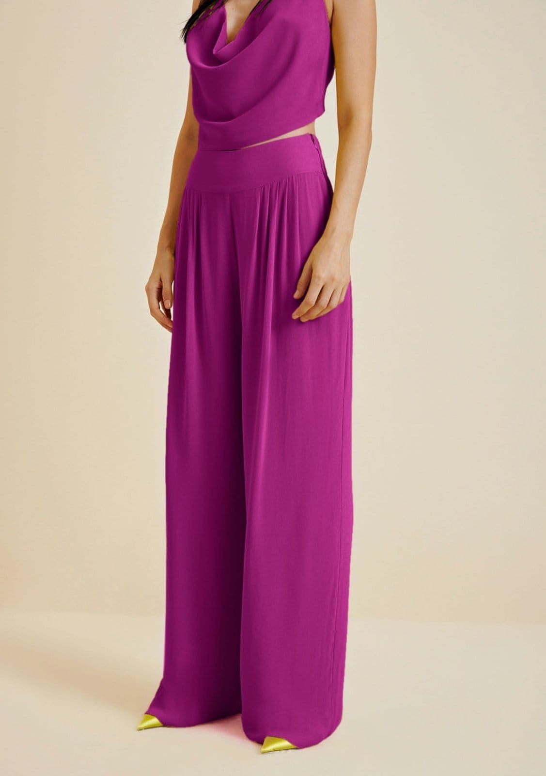 Calça Morena Rosa Pantalona Cós Alto Com Pregas Roxo