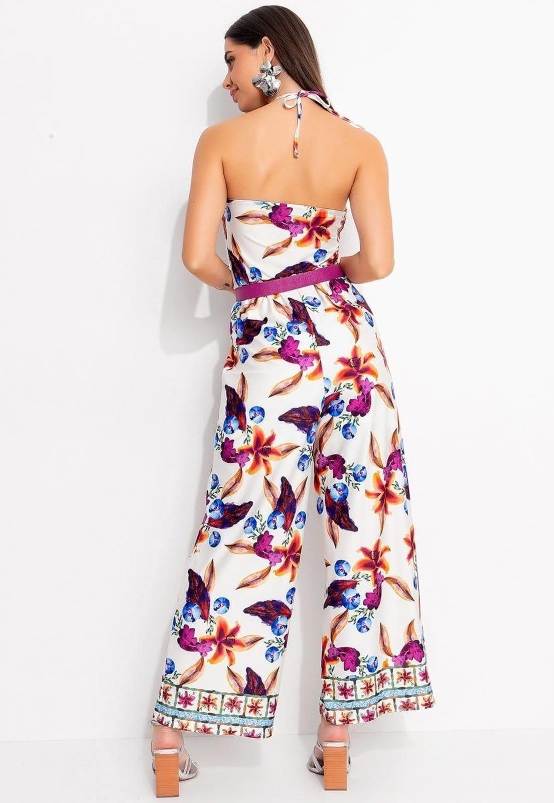 Vista 2 Macacão Em Malha Fria Barrado Floral Quintess bege