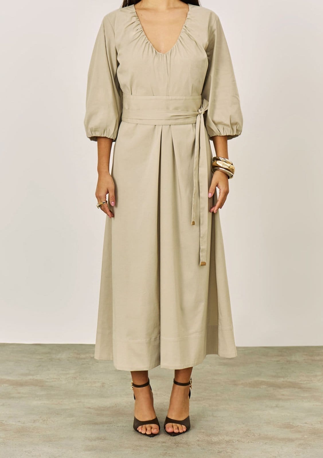 Vista 2 Vestido Iódice Solto Decote V Manga 3 Quartos Midi IÓDICE cinza