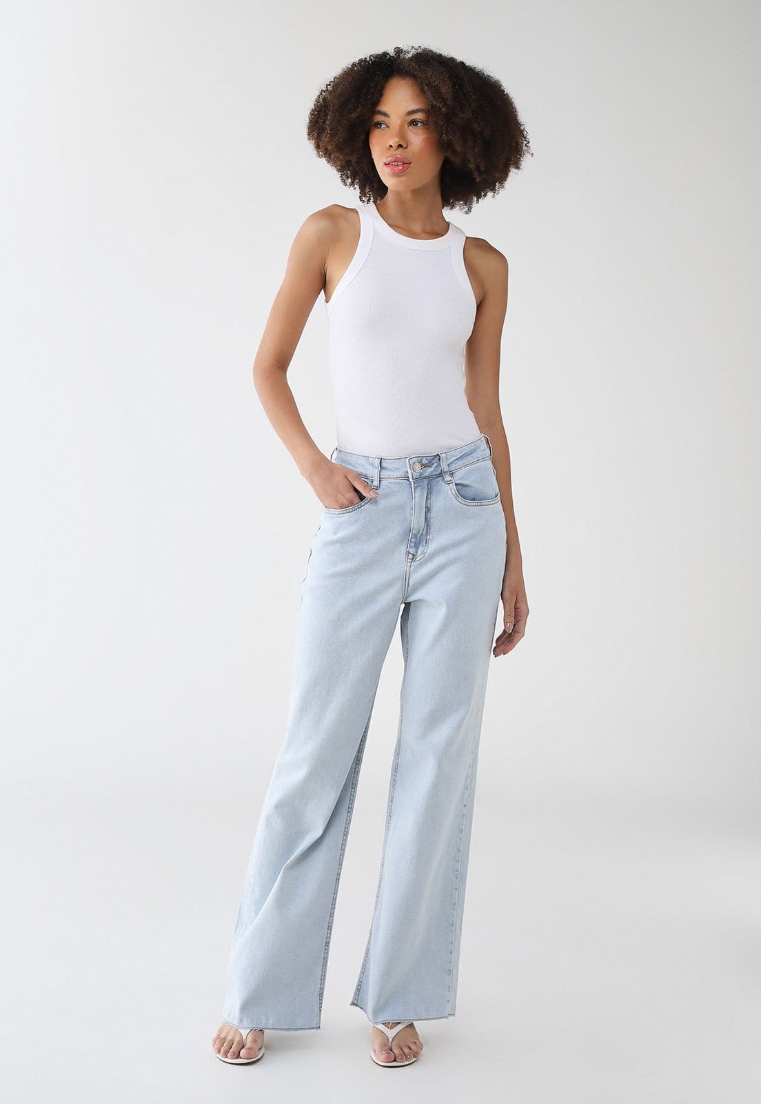 Vista 2 Calça Jeans Lez a Lez Reta Cintura Alta Claro Lez a Lez azul