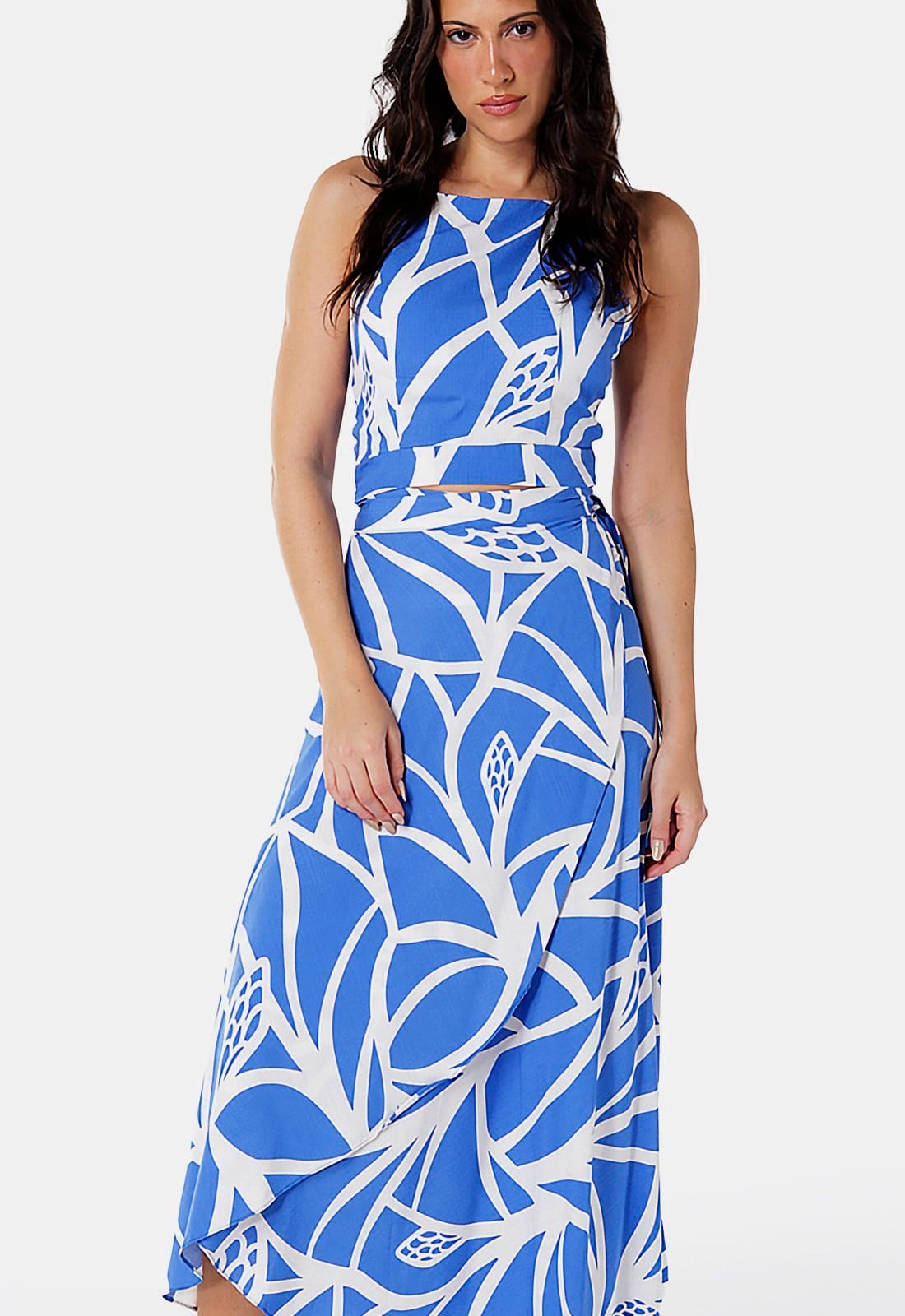 Vista 2 Conjunto Saia Longa e Blusa com Bojo Estampado SOB azul