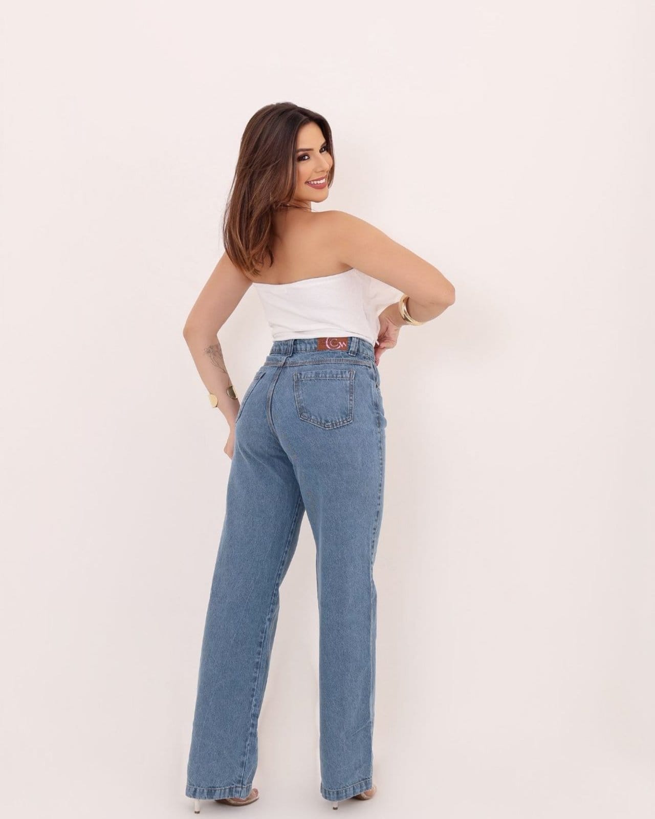 Vista 2 Calça Jeans Widleg Boca De Sino CCW CAPITAL Confortavel e Casual Clara CCW CENTRAL CAPITAL WEAR azul/jeans azul