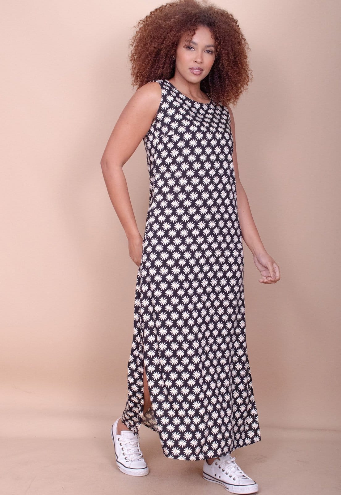 Vista 2 Vestido Longo Cabanafree Plano com Bolso Estampa Festa das Margaridas Cabanafree amarelo/estampado/off-white