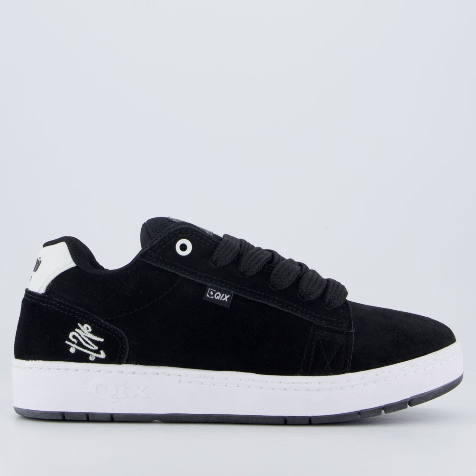 Vista principal Tênis Qix Chorão Collab Allan Mesquita e Branco Qix preto