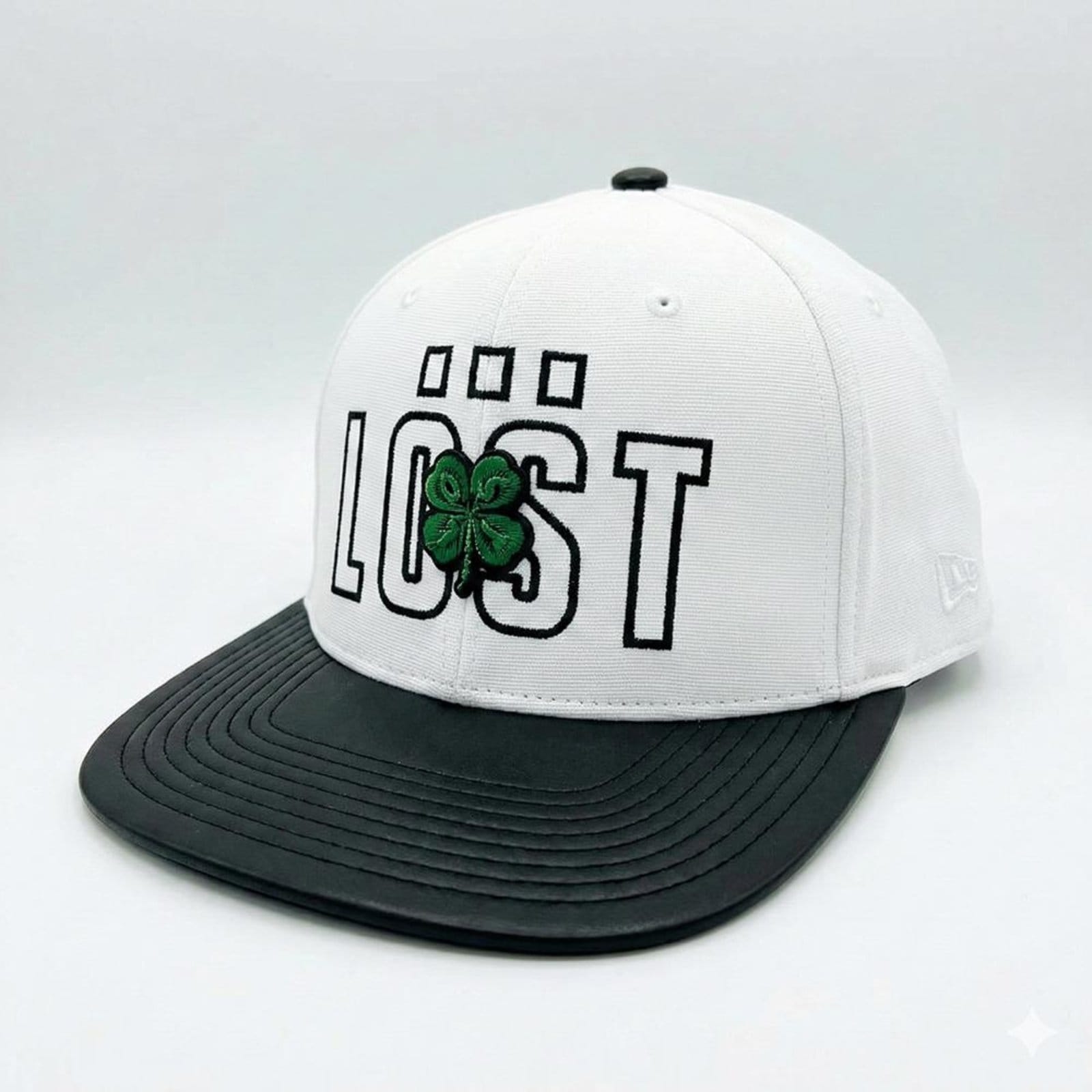 Boné Lost Aba Reta Strapback Fitão Lost Good Luck S26