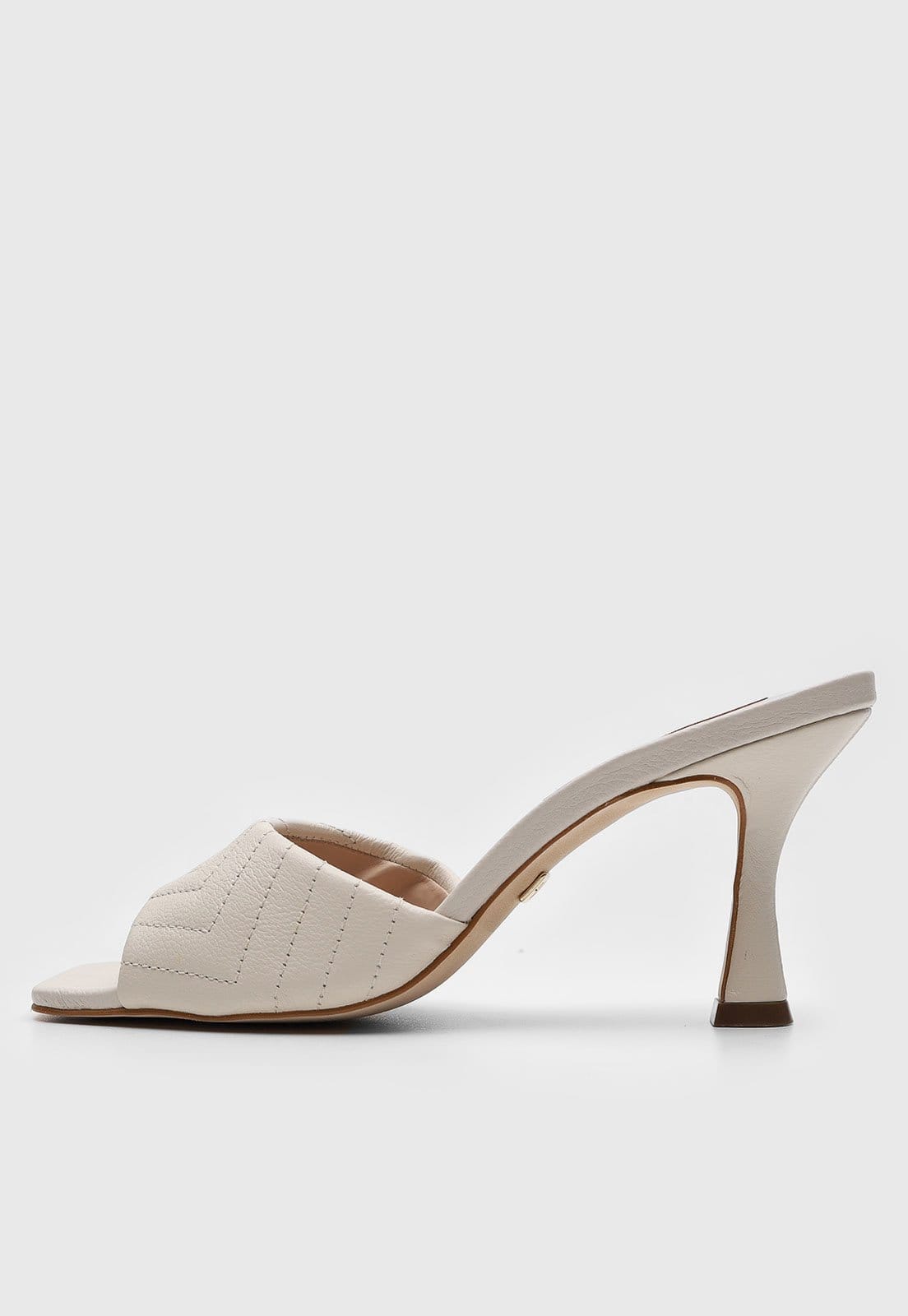 Vista principal Tamanco Jorge Bischoff de Couro Matelassê Off-White Jorge Bischoff off-white white