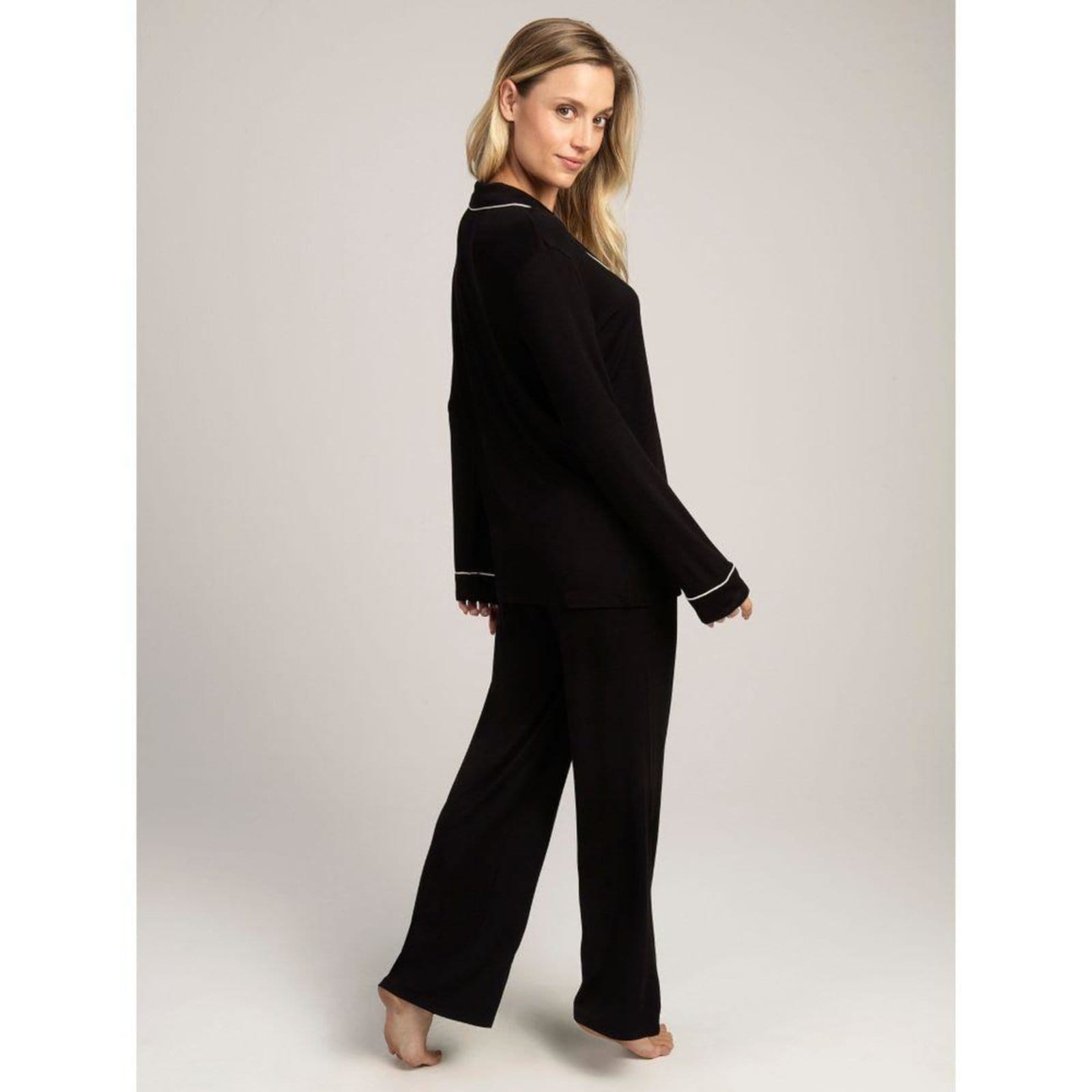 Vista 2 Pijama Longo Manga Longa Visco Classic Loungerie preto