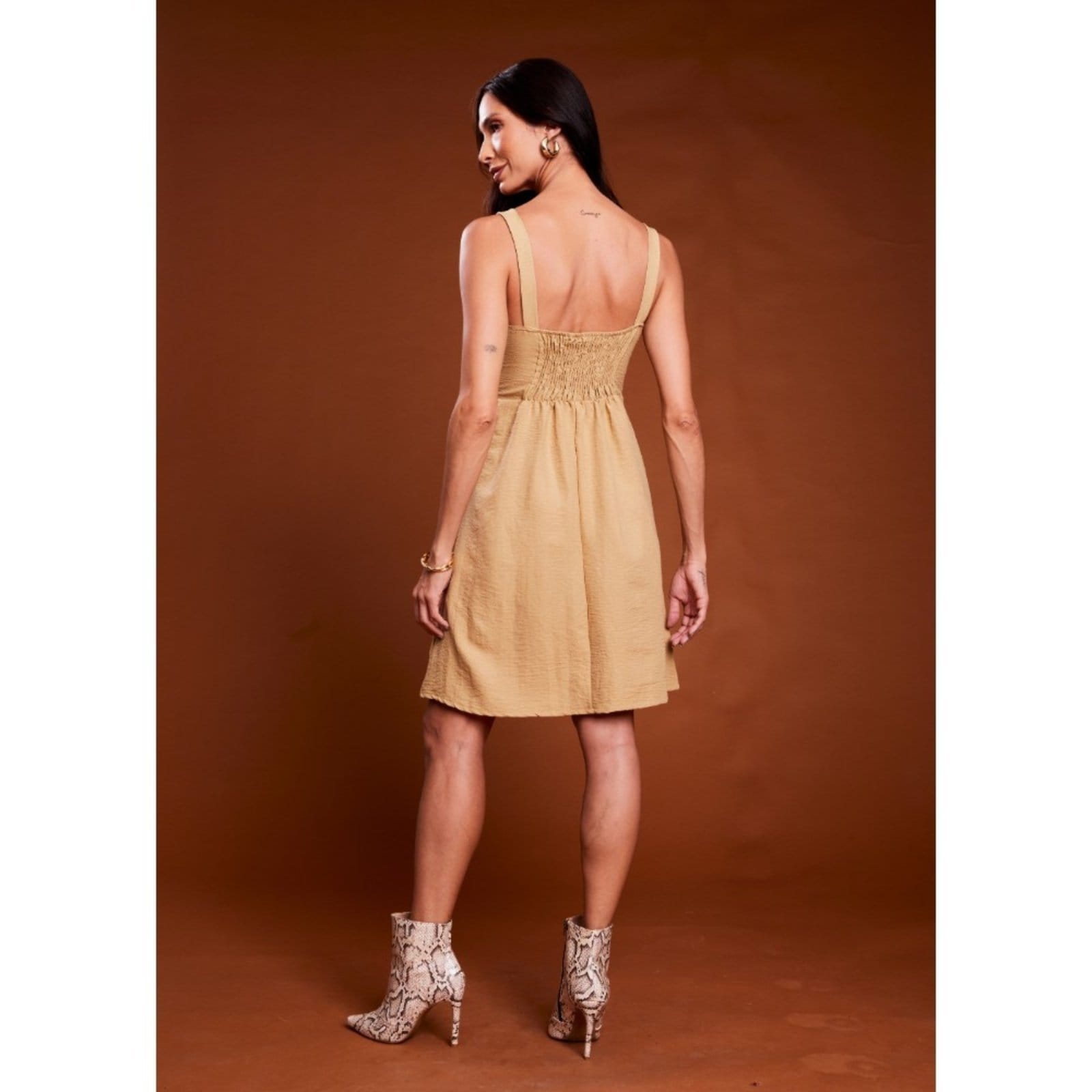 Vista 2 Sawary Fashion Vestido Curto Encanto Sawary Fashion bege