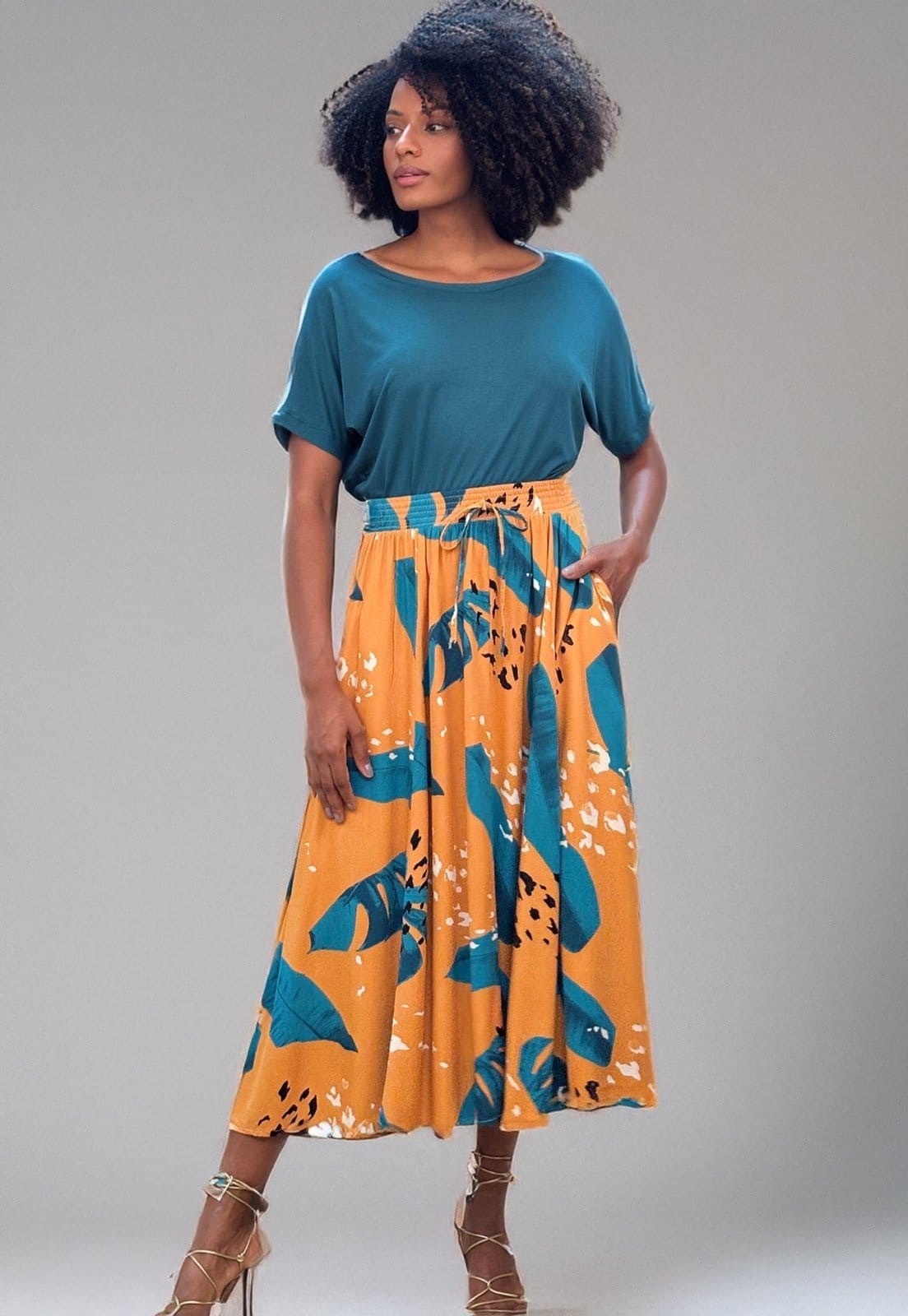 Vista 2 Saia Amazonia Vital Longa Viscose Estampa Aurora Botânica Amazonia Vital azul/branco/estampado