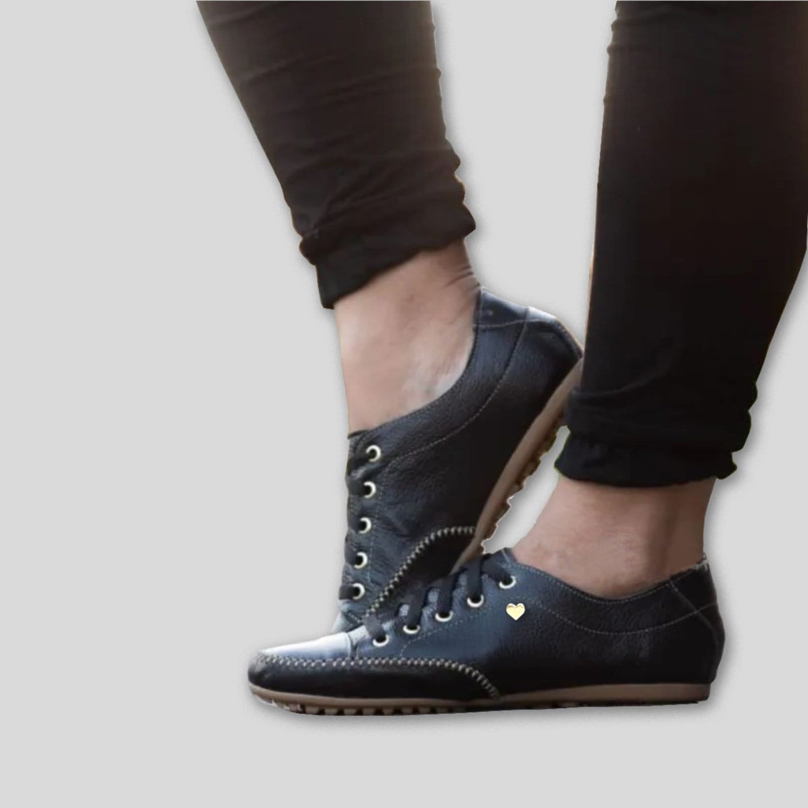 Vista 2 Tênis Feminino Mocatênis Confortável Couro Legítimo ROMEU E JULIETA SHOES preto