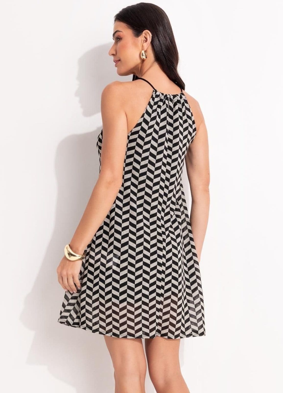 Vista 2 Vestido Em Malha Plissada Chevron Quintess preto