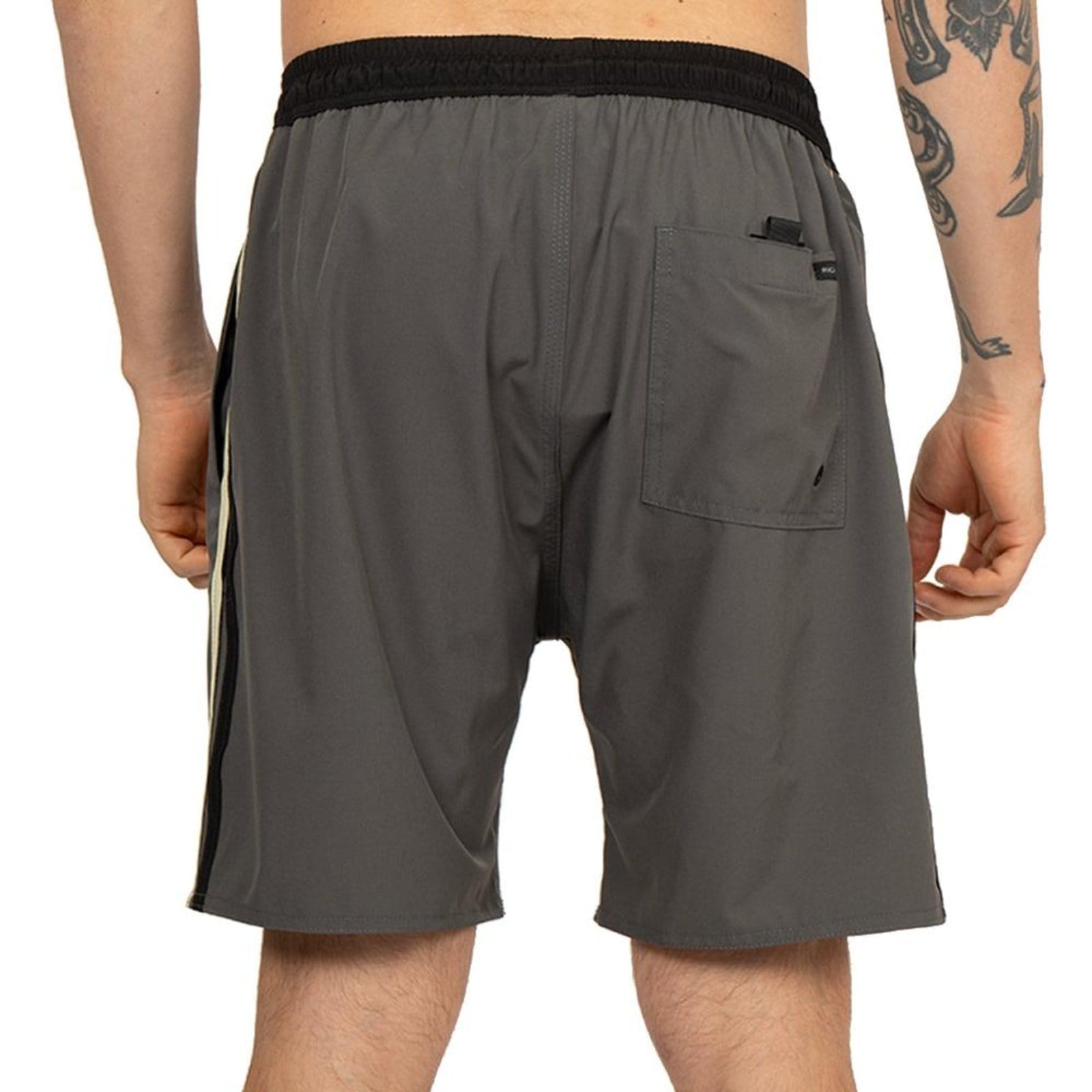 Vista 2 Bermuda RVCA Side 2 SM26 Masculina Cinza Escuro RVCA grafite