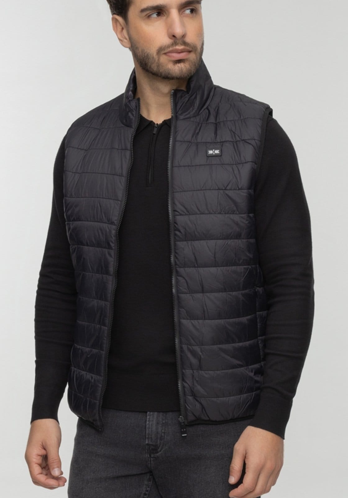 Colete Puffer Dupla Face Com Zíper E Gola Alta