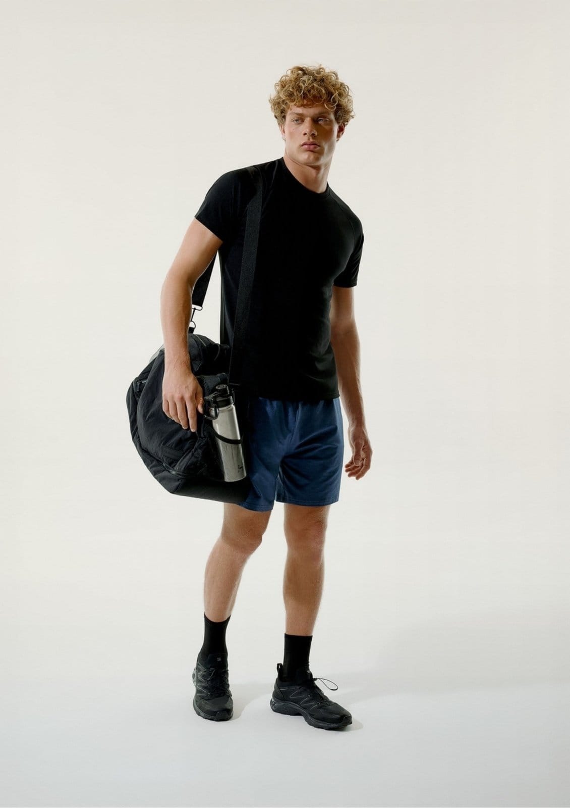 Vista 2 Bolsa Mala De Academia Unissex Hering HERING SPORTS preto