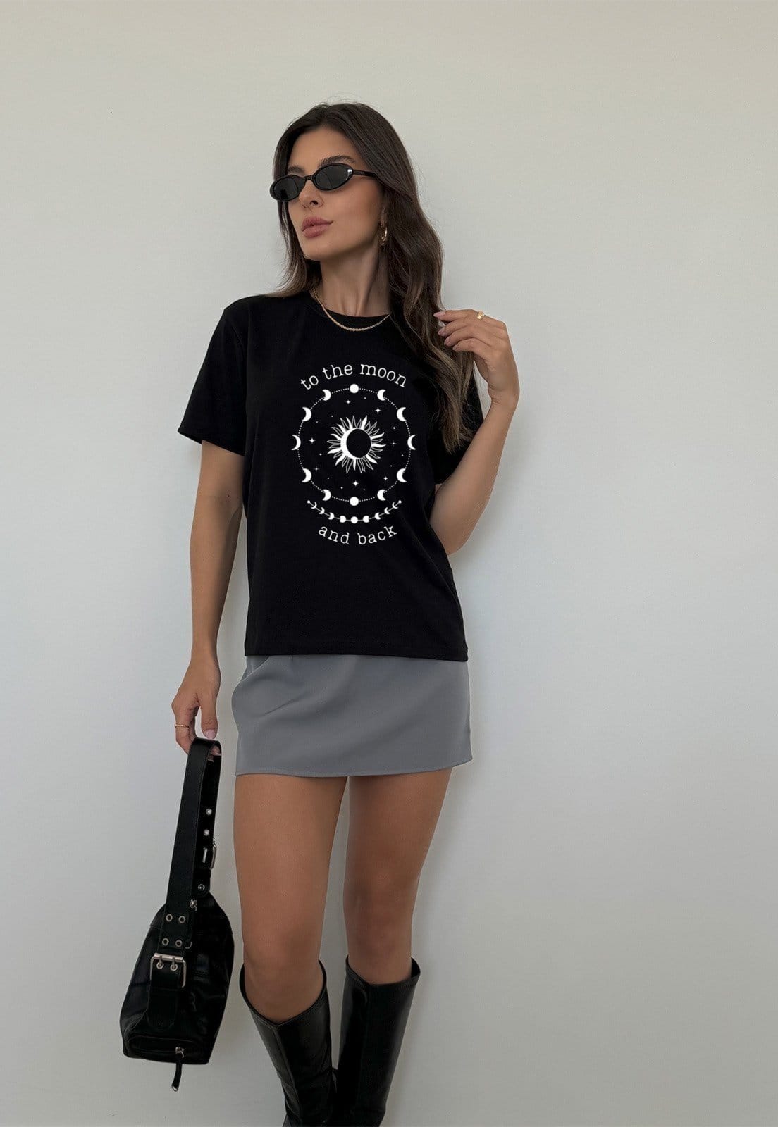 Camiseta Cianitas Preta Estampa To The Moon - 2