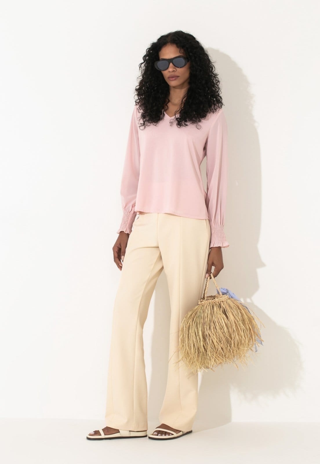 Vista 2 Calça Alfaiataria Traymon Reta Traymon bege