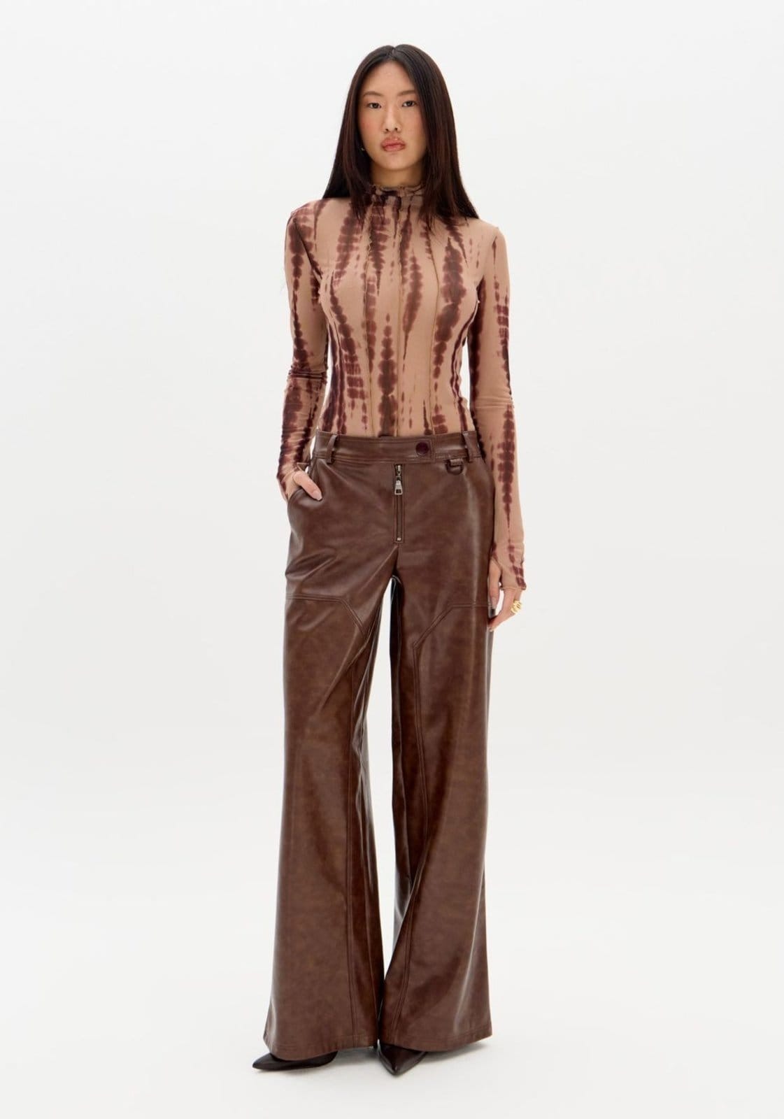 Calça Wide Leg Com Recortes