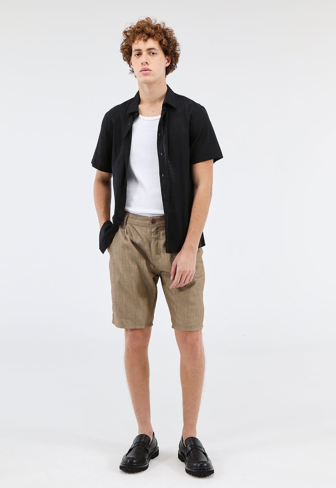 Vista 2 Bermuda Sarja Forum Reta Pregas Forum caramelo