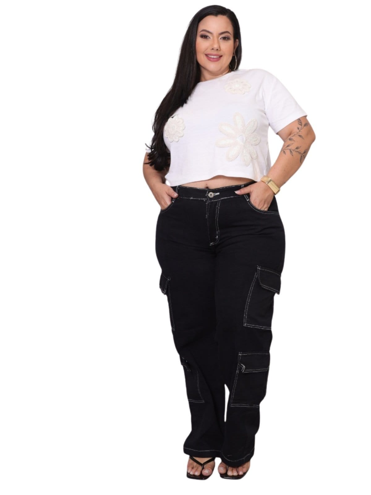 Calça Feminina Plus Size Jeans Light Super Cargo 4 Bolsos Costura Invertida Branca