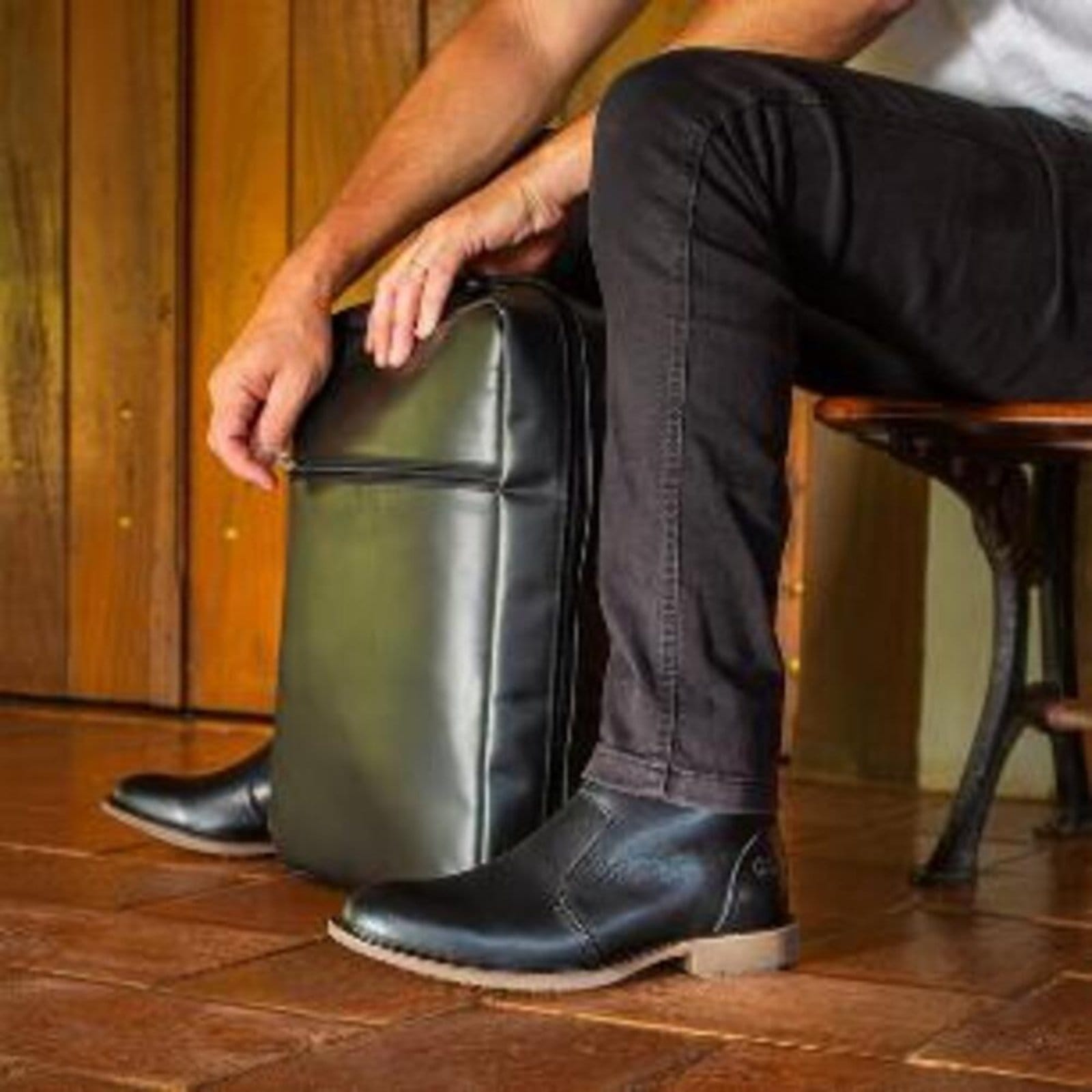 Mochila de Notebook Masculina Couro Look Stock Executiva - 2