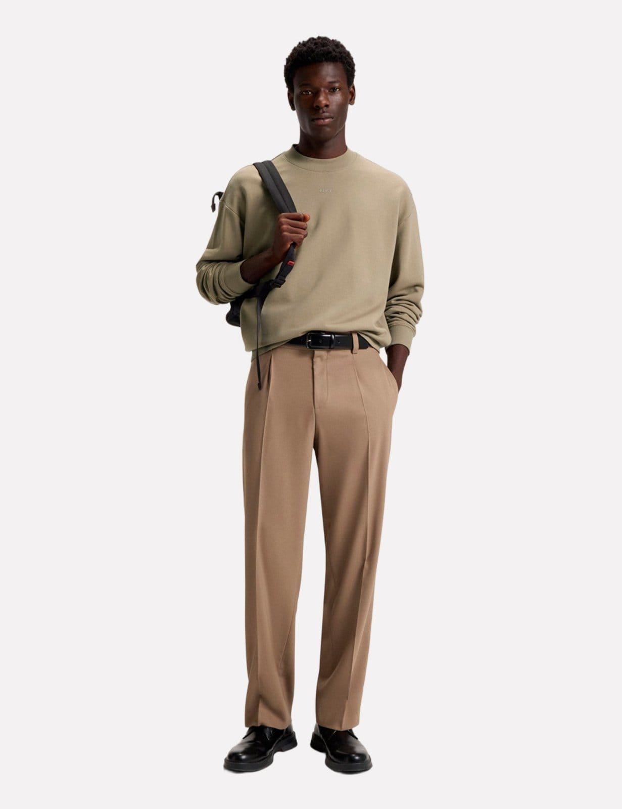 Vista 2 Blusa Hugo Boss Masculina Moletom Regular Dapocrew Hugo Boss cáqui