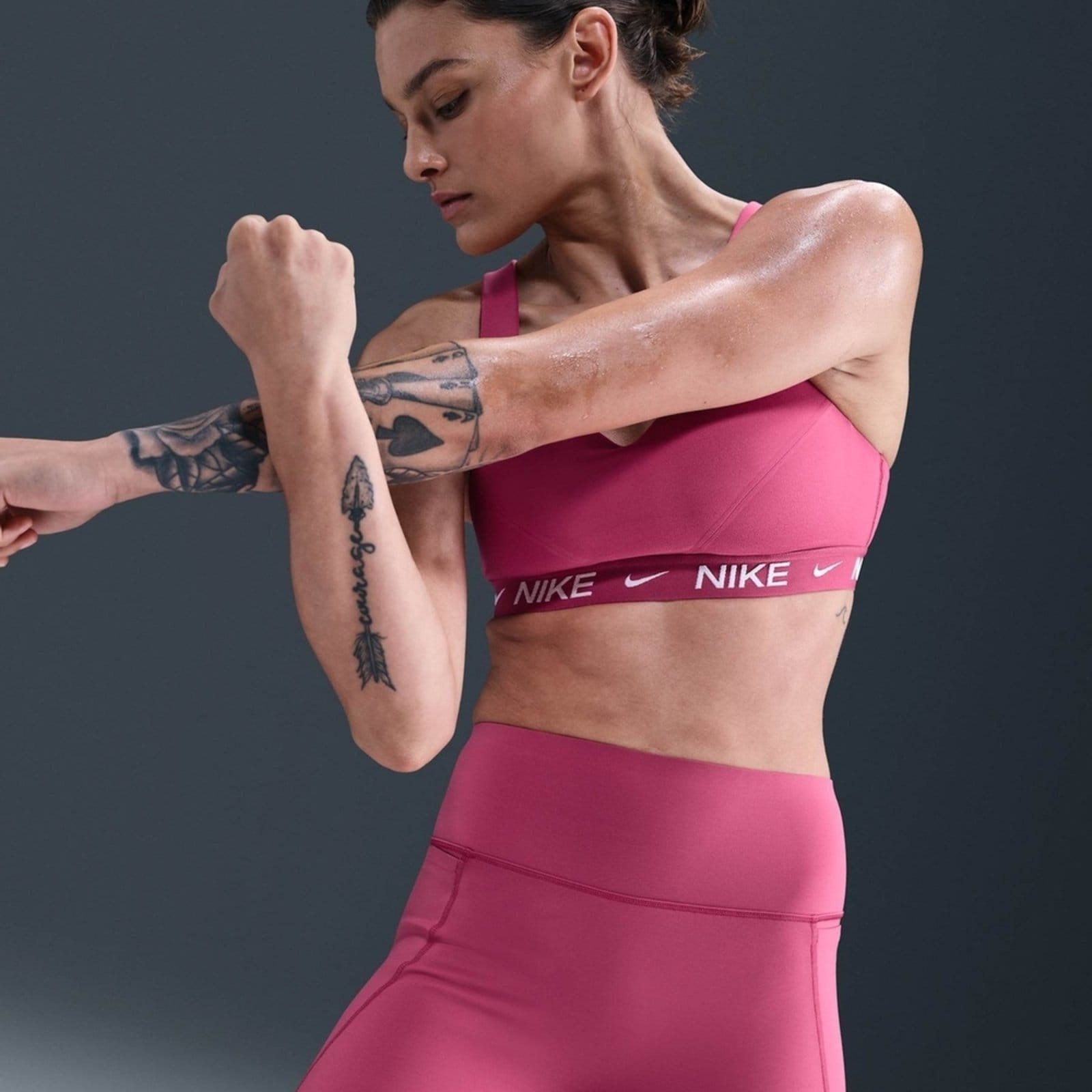 Shorts Nike Universa 5IN Feminino - 2