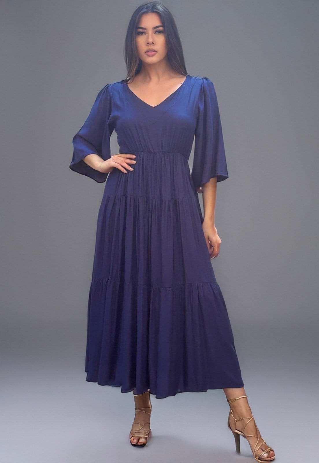 Vista 2 Vestido Longo Cabanafree Plano com Manga e Camadas Marinho Cabanafree azul