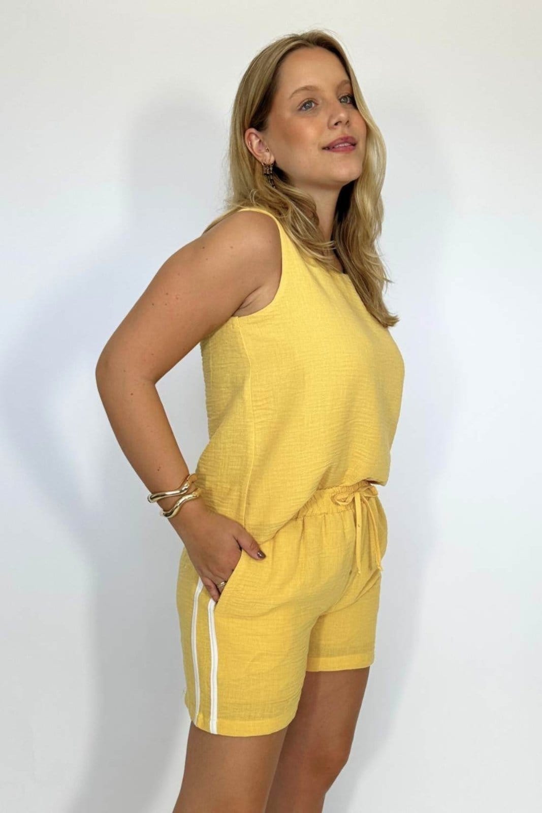 Short Vanibele Alfaiataria Track Manteiga