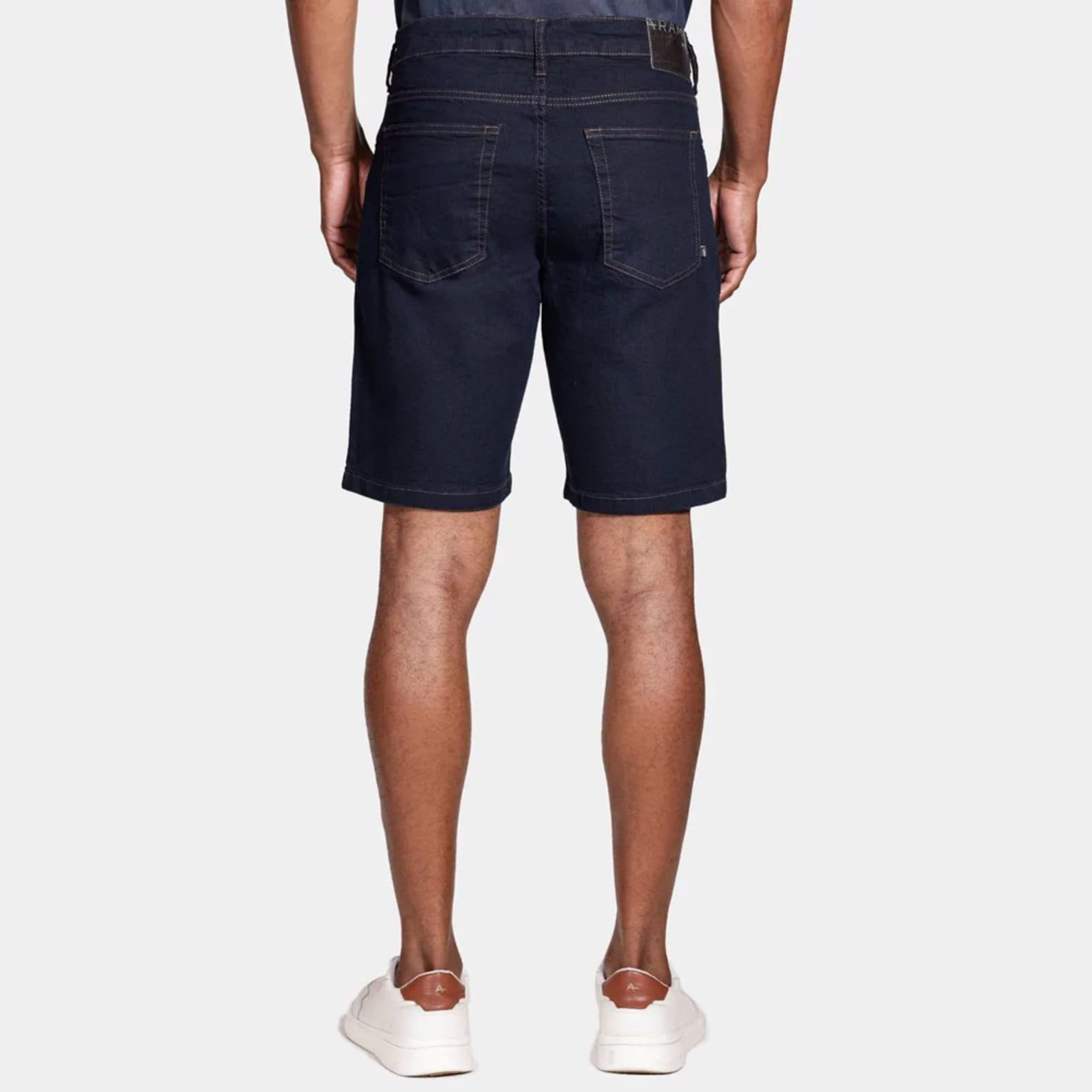 Vista 2 Bermuda Jeans Aramis Dark Blue Pr26 Azul Escuro Masculino Aramis azul blue