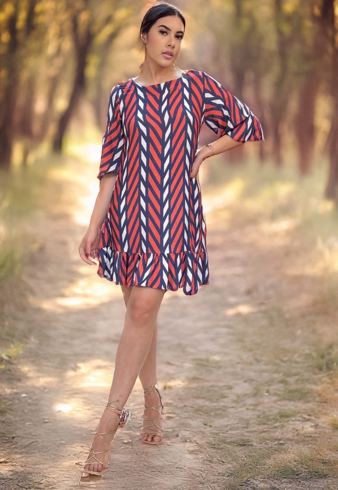 Vestido Curto Viscose Estampa Tribal Tricolor
