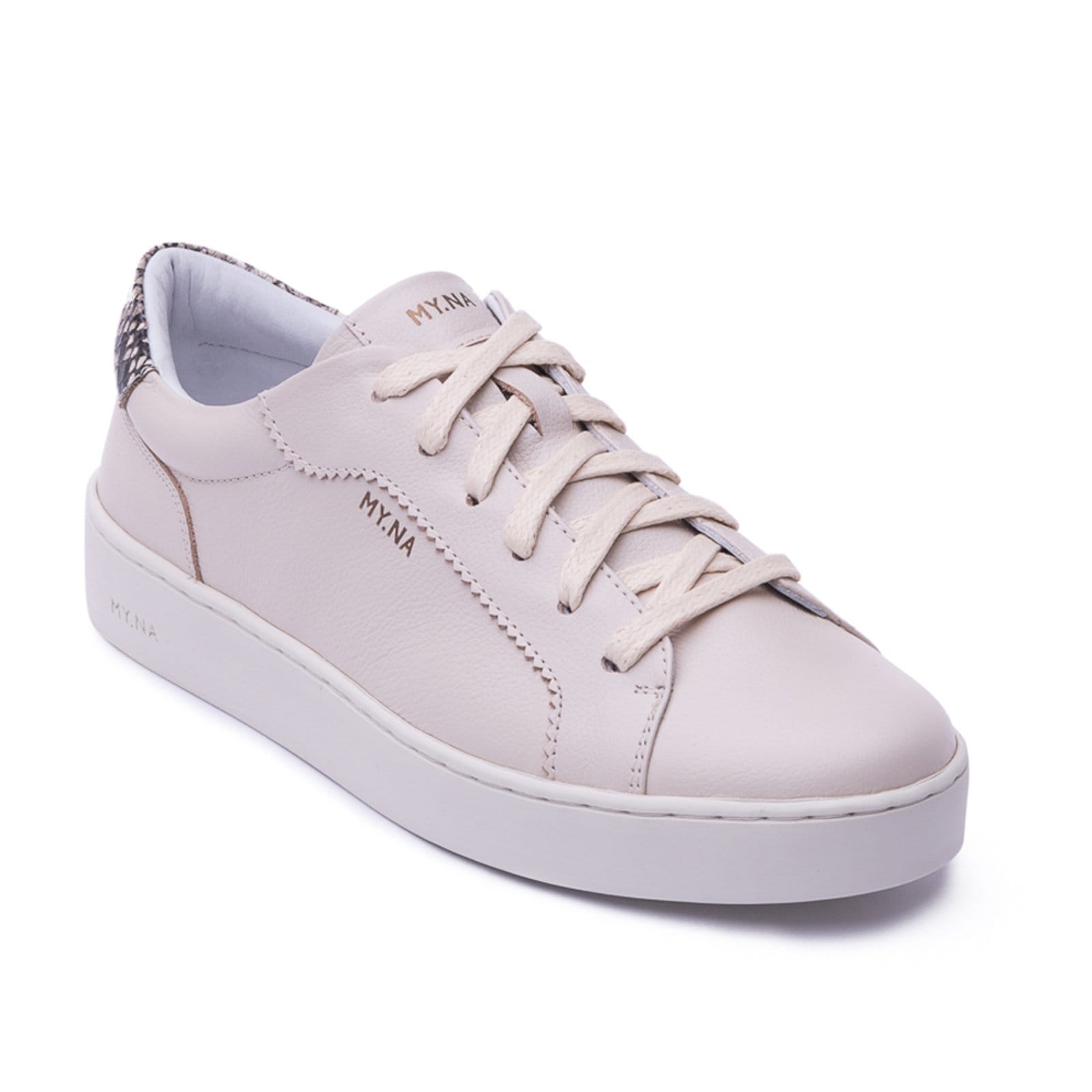 Tênis MY.NA Y8 Couro Legítimo Off White com detalhes em Cobra