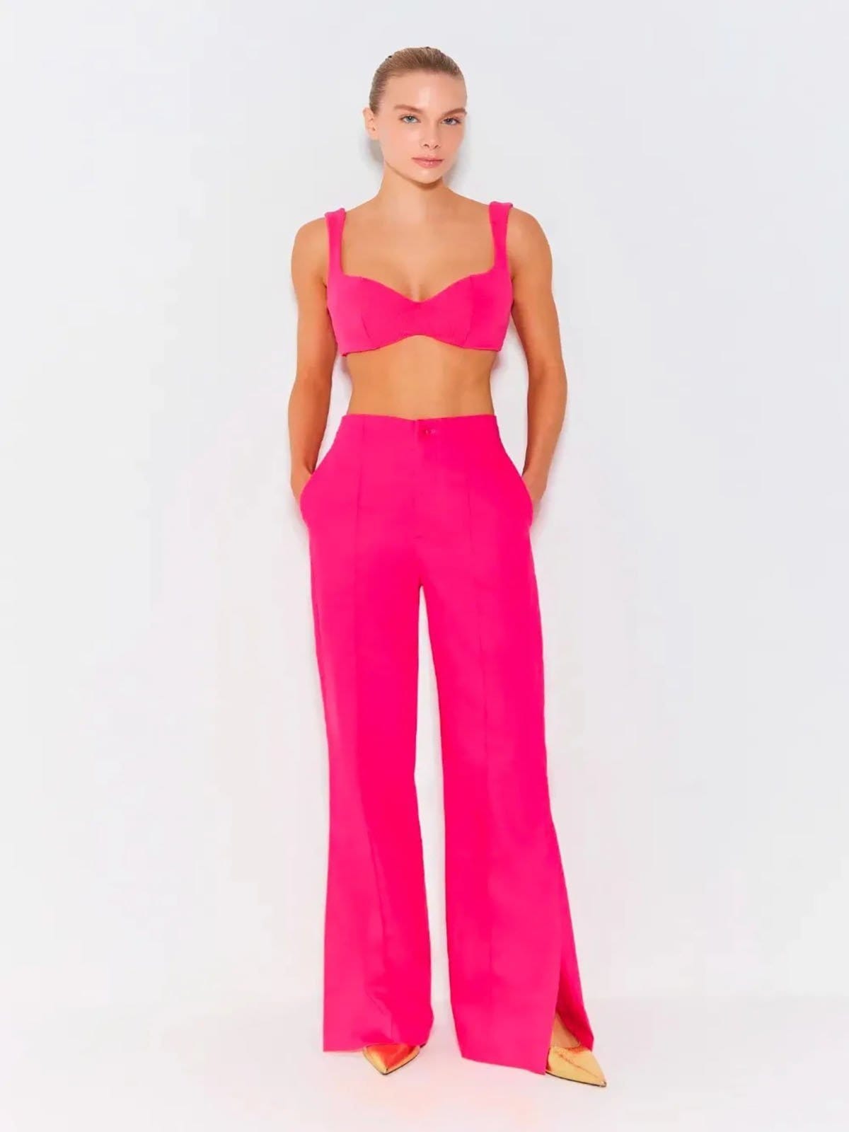 Calça Zen Reta Com Abertura Lateral