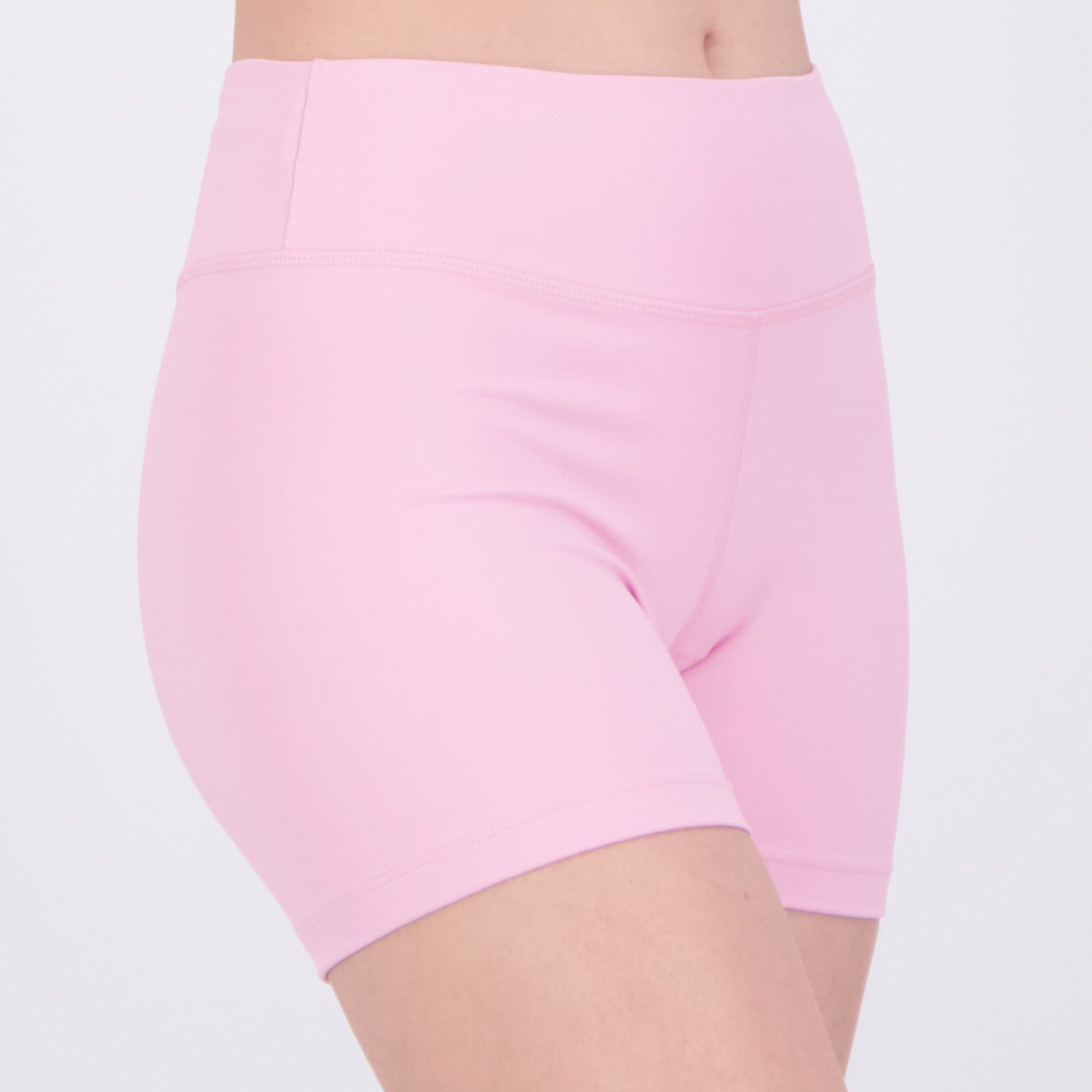 Vista 2 Shorts Fila Flat Life Feminino e Branco Fila rosa