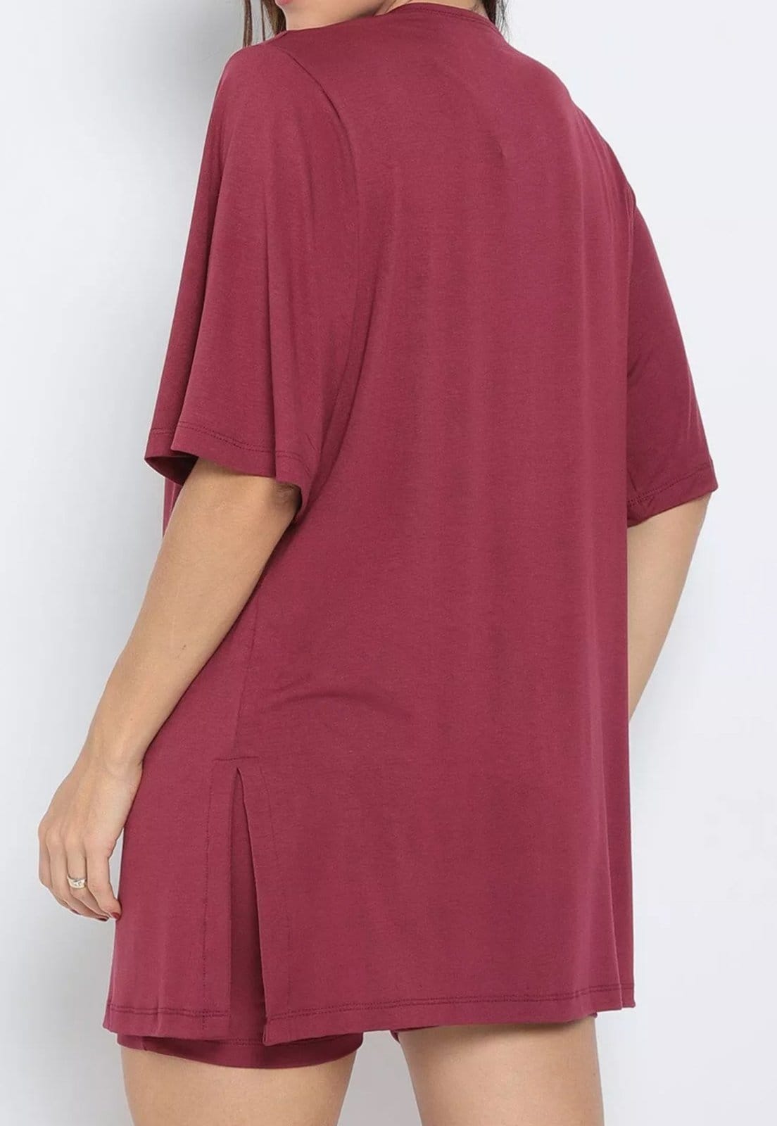 Vista 2 Conjunto Maria Paes Short, Kimono e Regata Vinho e Off White Maria Paes off-white/vinho white