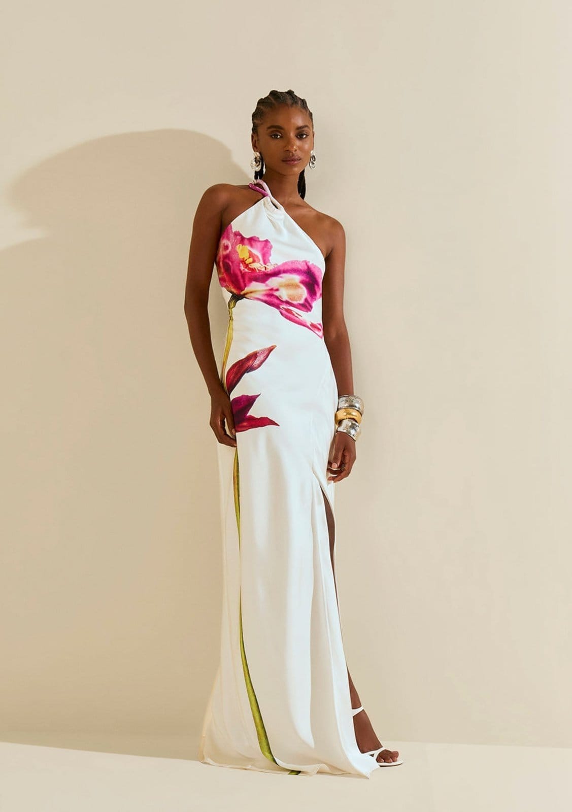 Vestido Morena Rosa Solto Um Ombro Só Sem Manga Longo Estampado