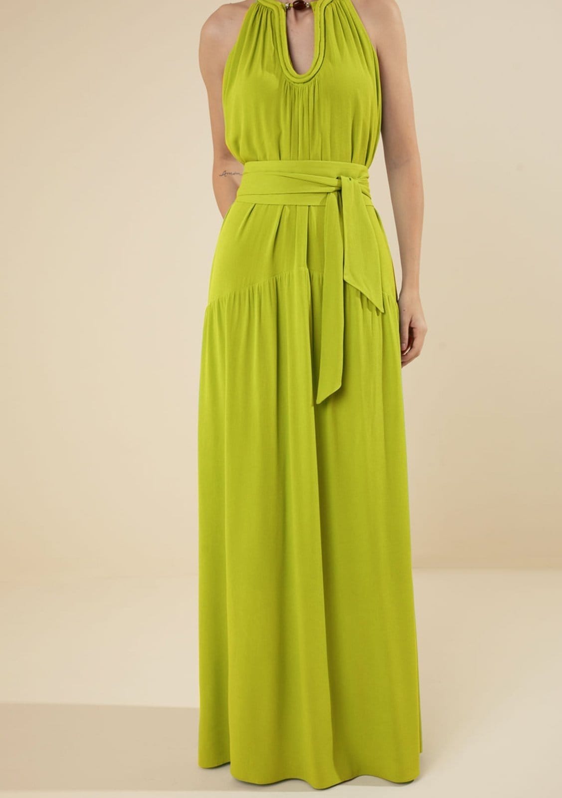 Vista 2 Vestido Morena Rosa Solto Gola Alta Sem Manga Longo Verde Morena Rosa verde rosa