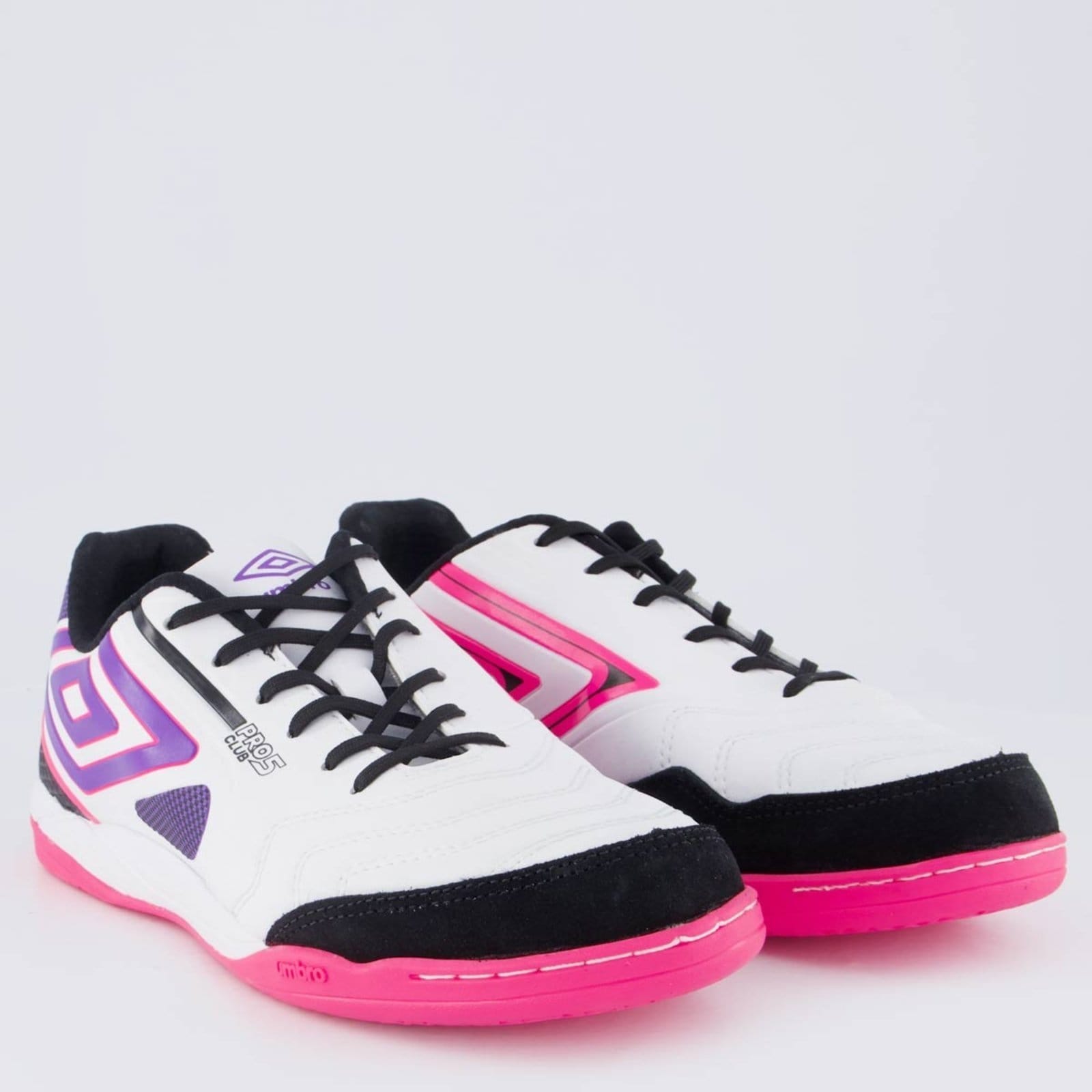 Vista 2 Chuteira Umbro Pro 5 Bump Club II Futsal Branca e Roxa Umbro branco