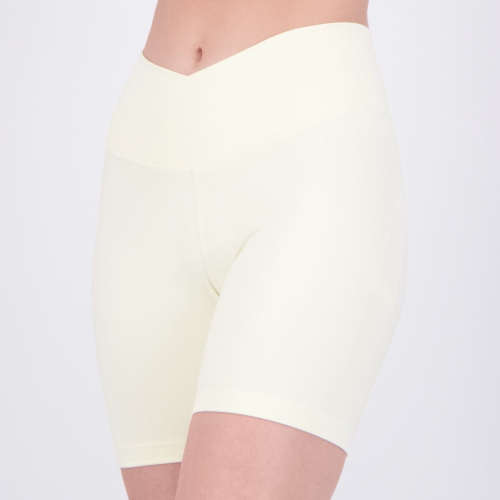 Bermuda Fila Touch Gym Feminina Off White