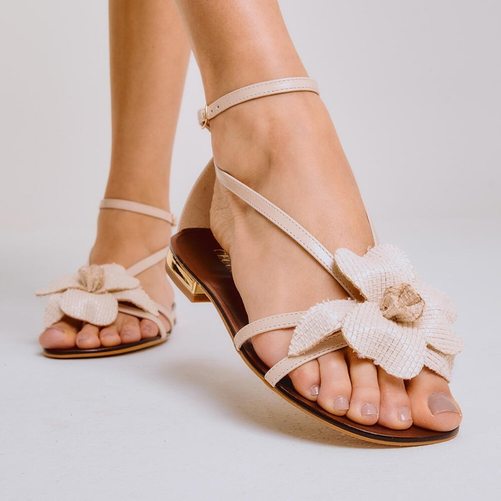 Vista 2 Rasteira Couro Off White Cecconello 2724013-1 Cecconello off-white white