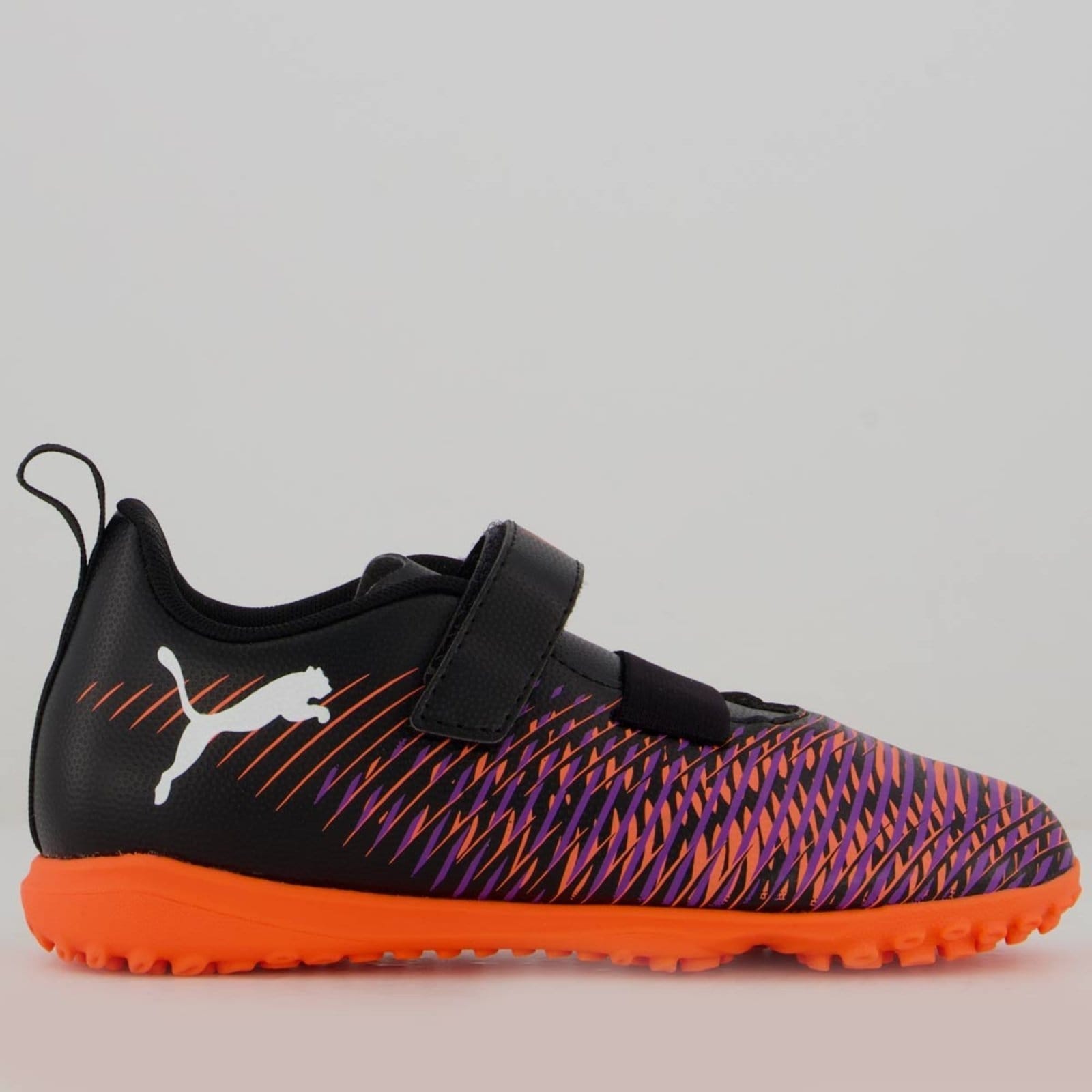 Chuteira Puma Future 8 Play TT V Society Preta e Vermelha