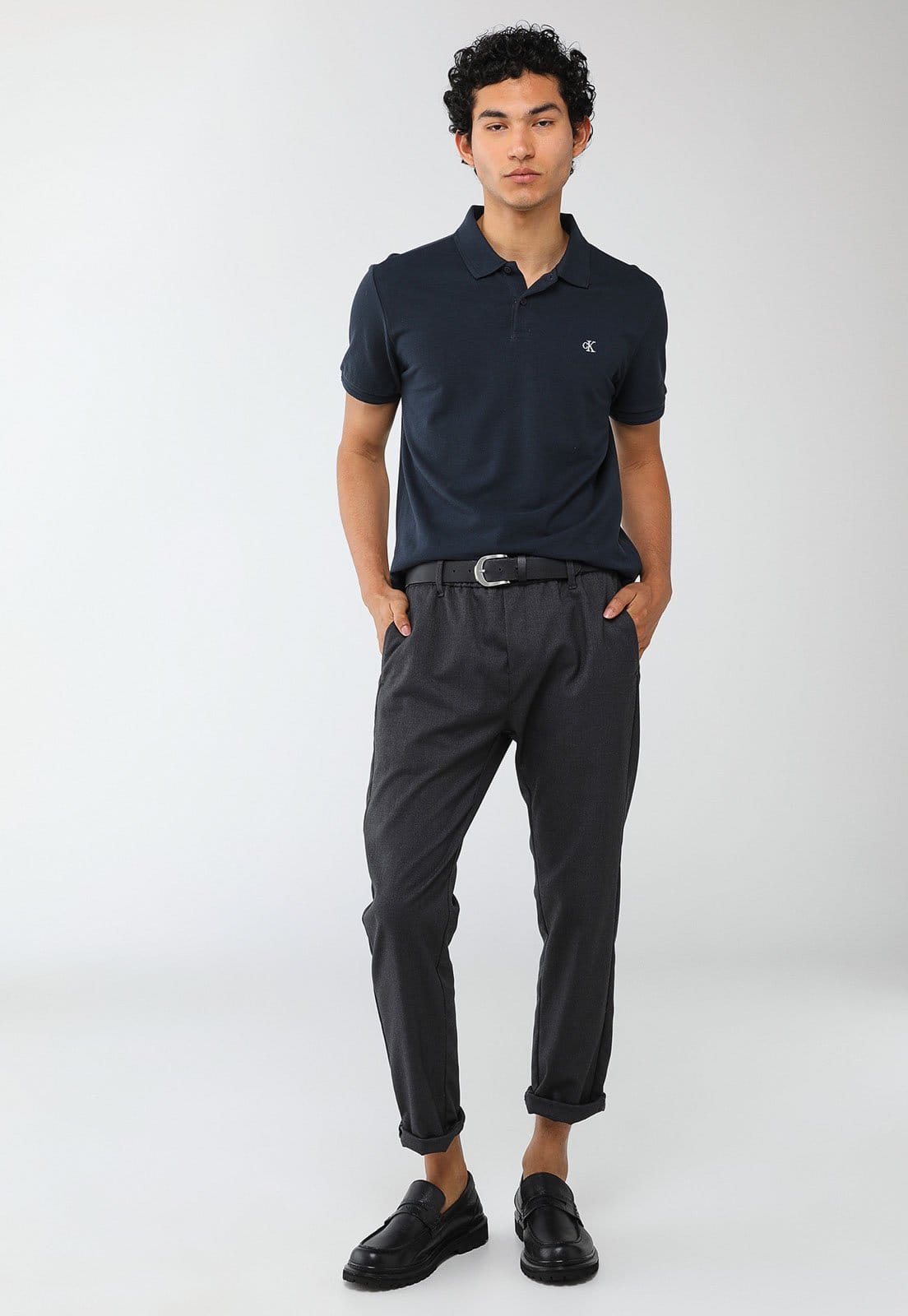 Vista 2 Polo Masculina Calvin Klein Jeans Logo Bordado Azul-Marinho Calvin Klein Jeans azul marinho