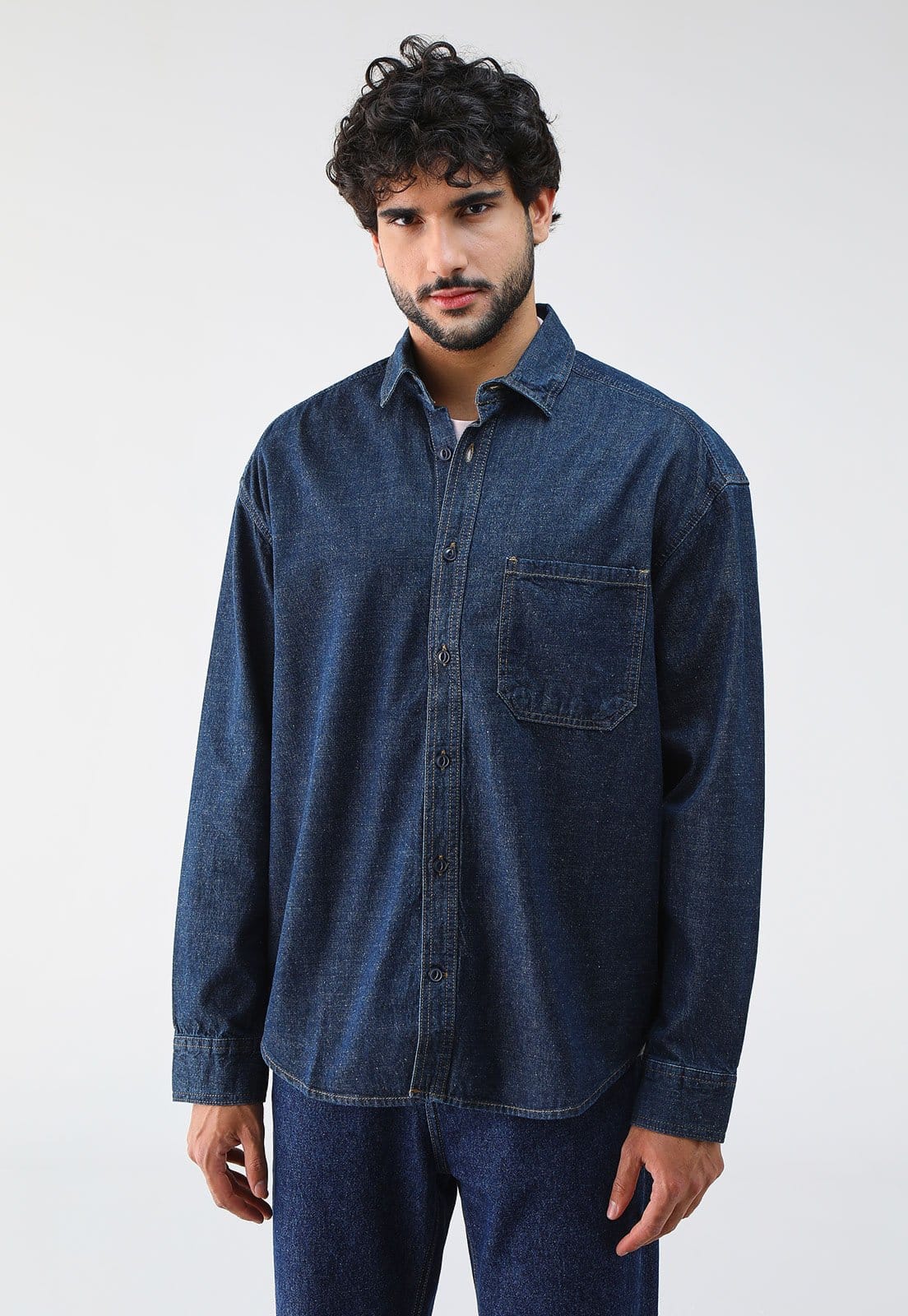 Camisa Jeans GAP Reta Dark Wash Preta