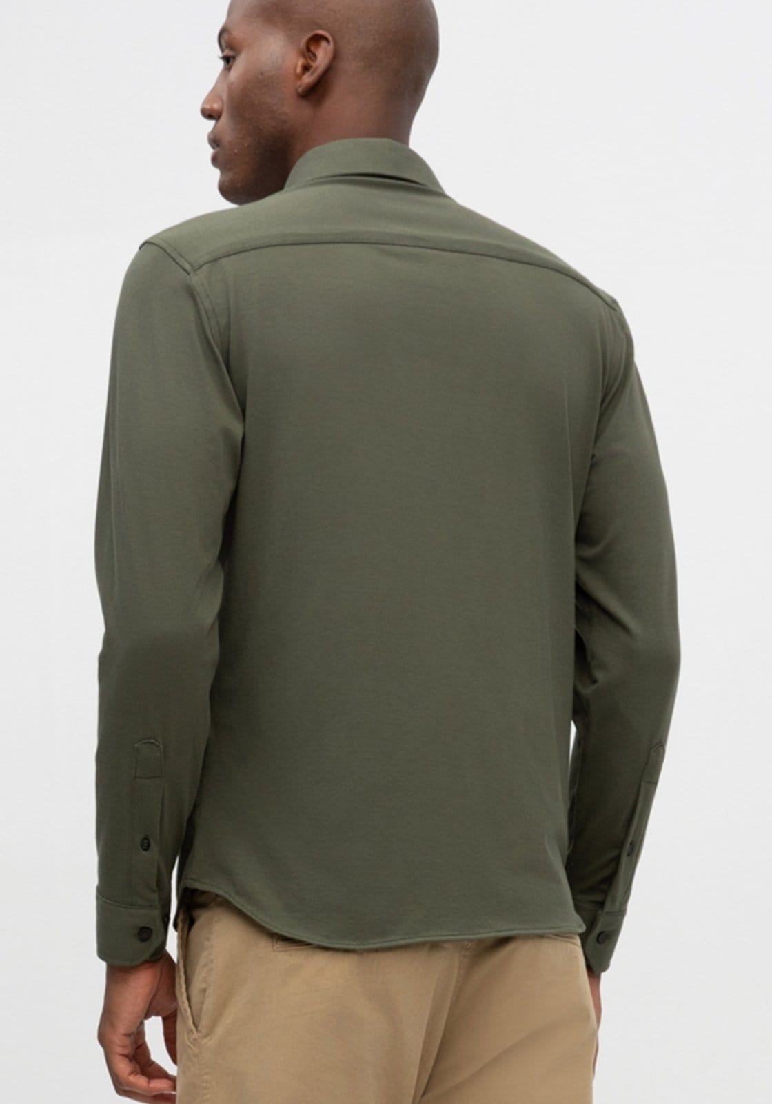 Vista 2 Camisa Masculina Slim Fit em Malha Cotton Pima Hangar 33 verde