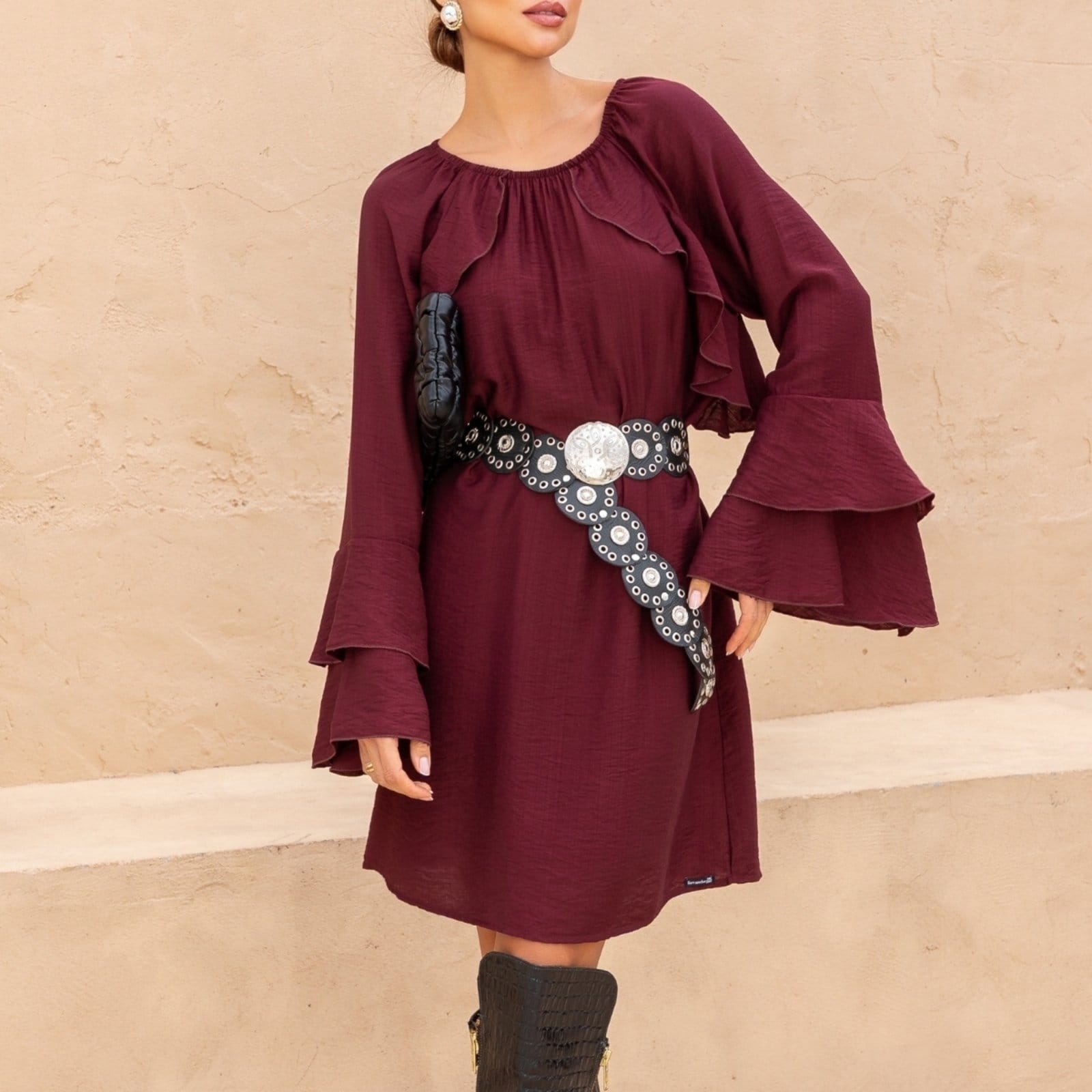 Vista 2 Vestido Amplo Manga Longa Com Babados Boho Feminina Revanche Eraclea Revanche vinho