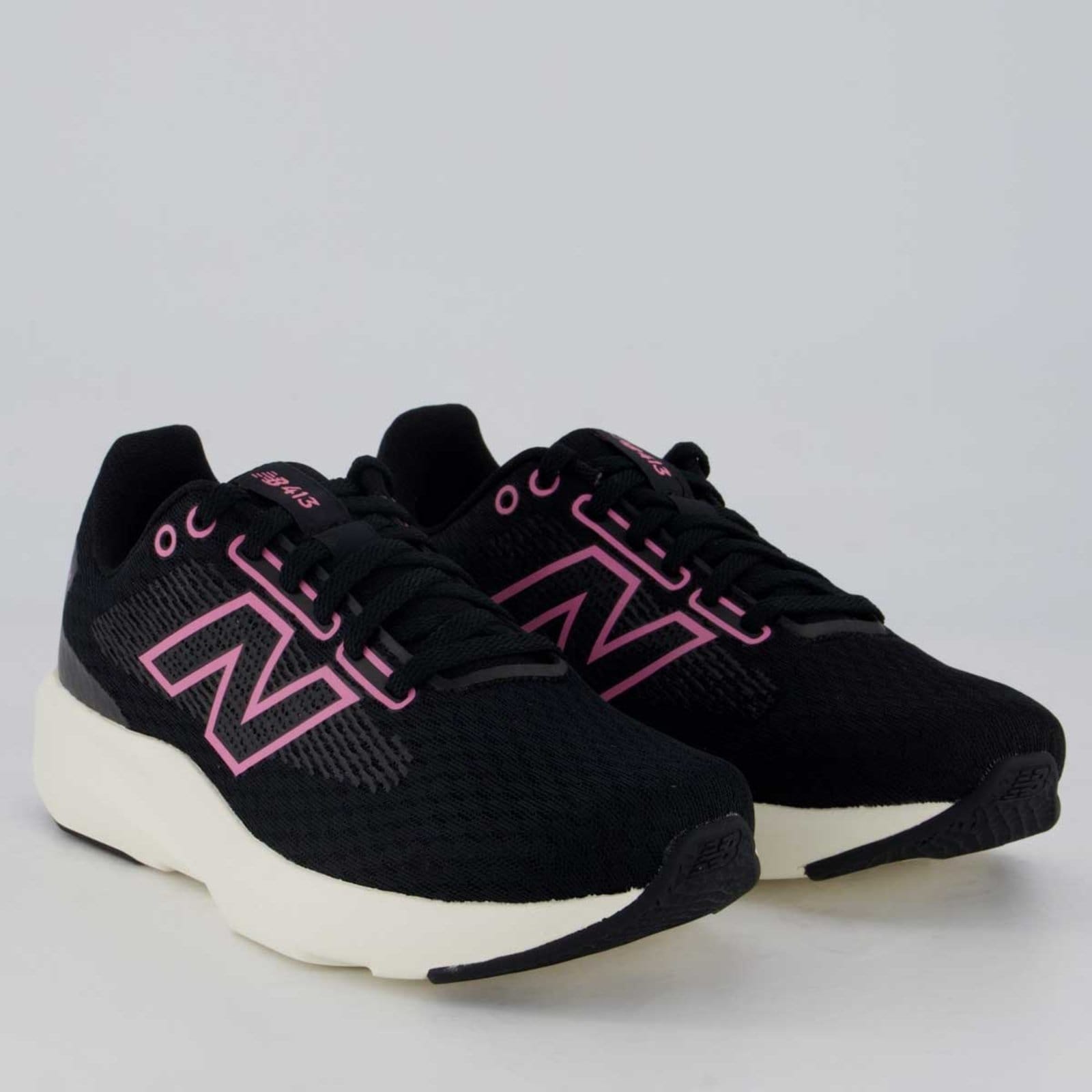 Vista 2 Tênis New Balance 413 V3 Feminino Preto e Rosa New Balance preto rosa