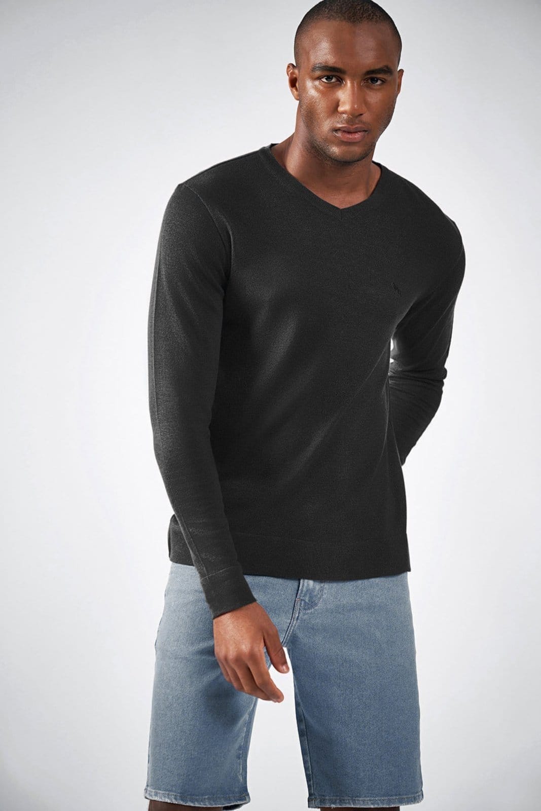 Tricot Básico Gola V Masculino Acostamento