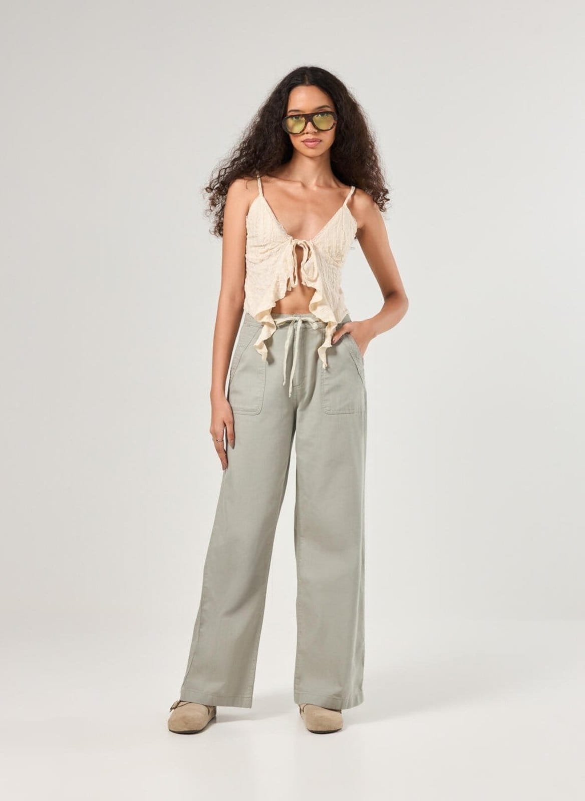 Calça Sarja Wide Leg Amarração Ajuste